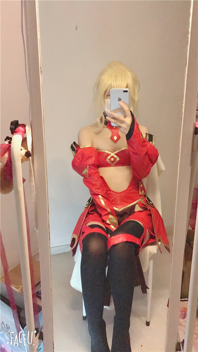 [Phòng riêng] Shaonv Yinghua - Selfie Bundle: bộ ảnh phòng riêng selfie chi tiết hở ngực bộ ảnh 277P4V