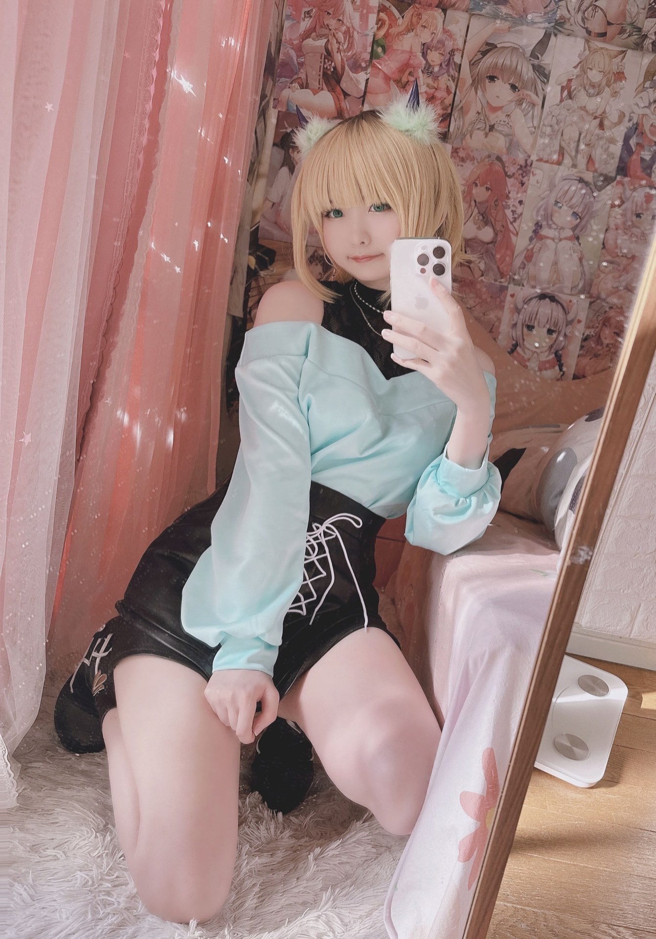 Xi Daidai - Cat-ear Casual Wear 사적인 분위기의 실사 사진집 20P1V