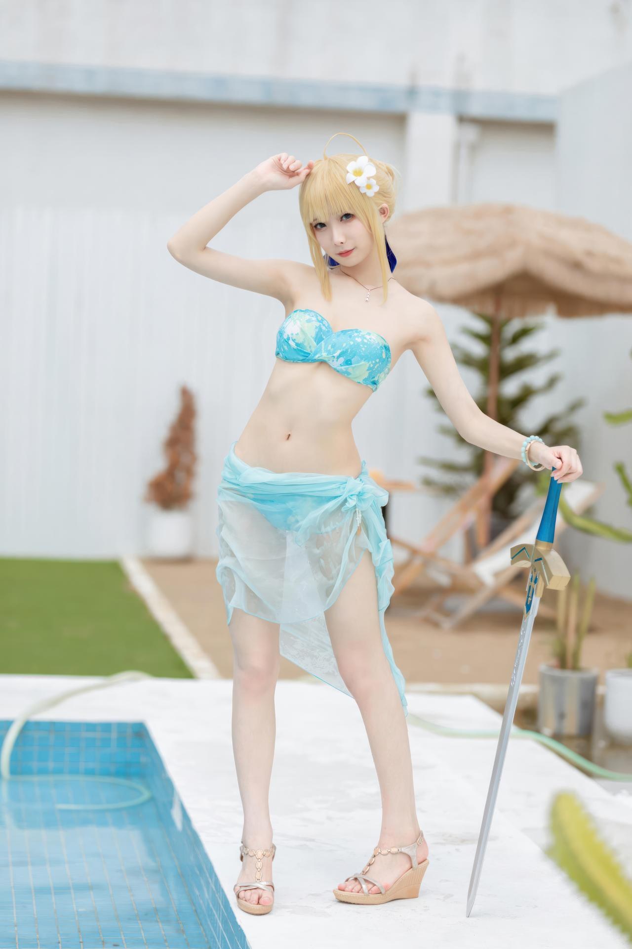 [Cosplay] Feng Jiangjiang v - FGO Saber Swimsuit Cosplay Photo Set 49P