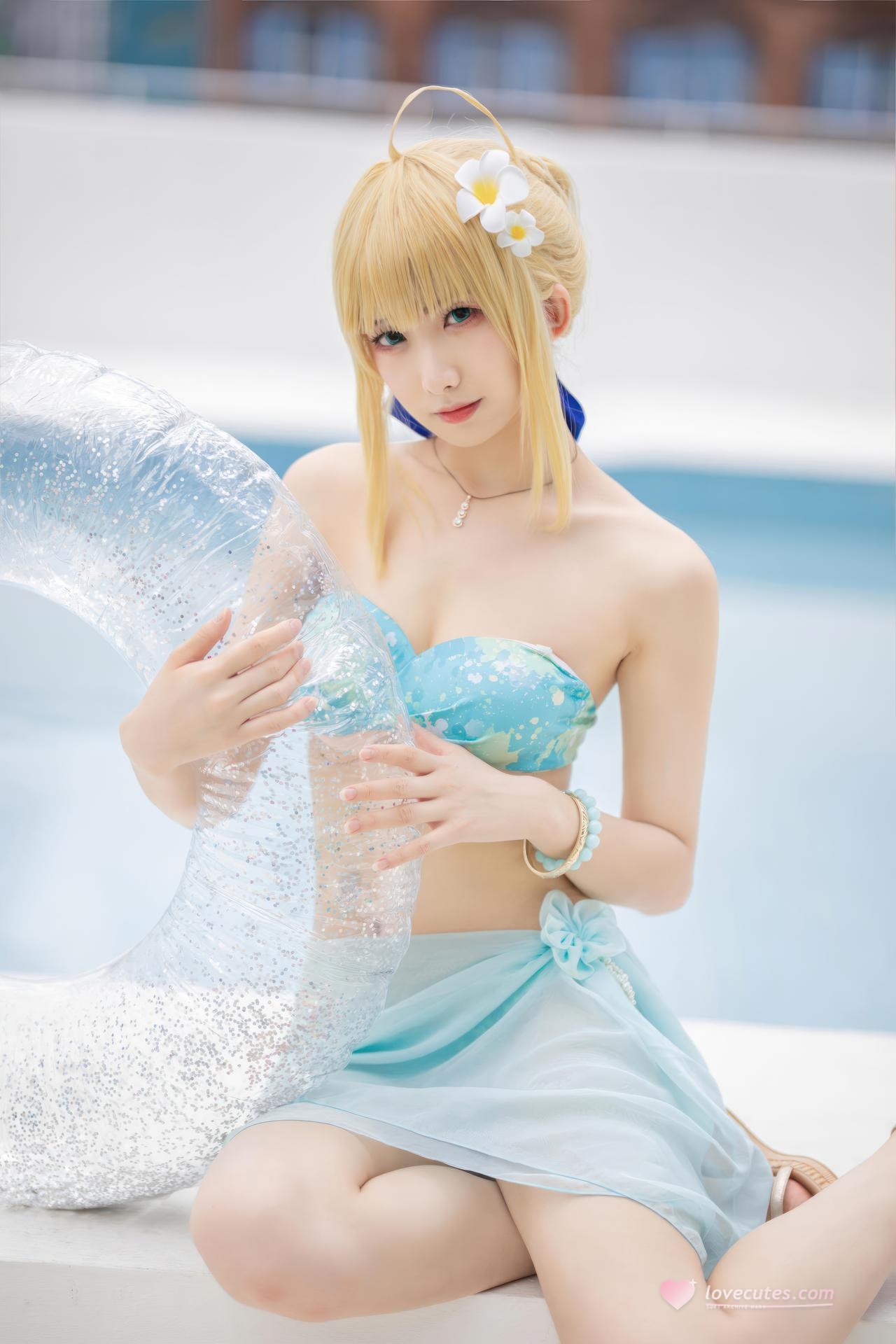 [Cosplay] Feng Jiangjiang v - FGO Saber Swimsuit Cosplay Photo Set 49P