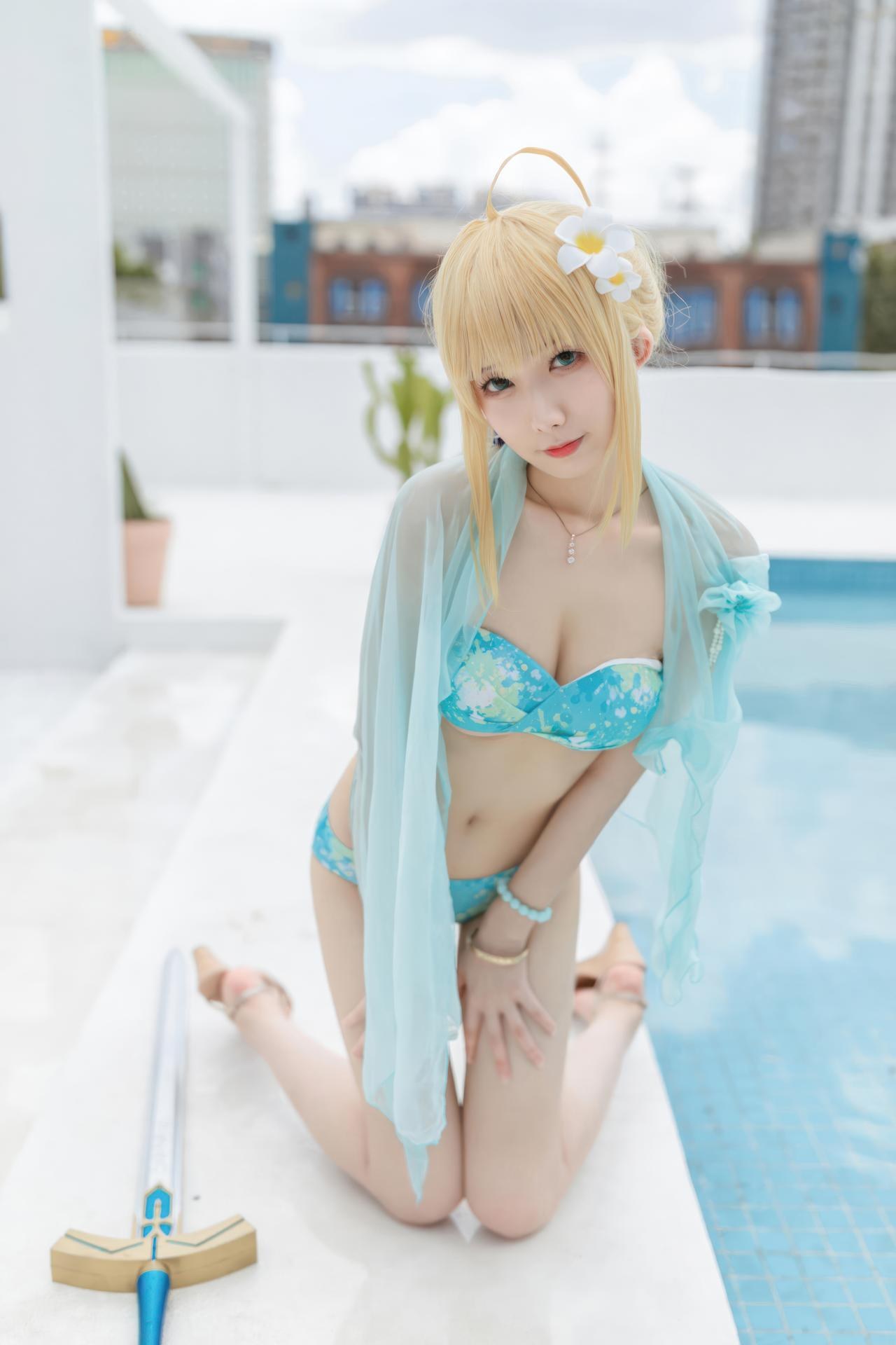 [Cosplay] Feng Jiangjiang v - FGO Saber Swimsuit Cosplay Photo Set 49P