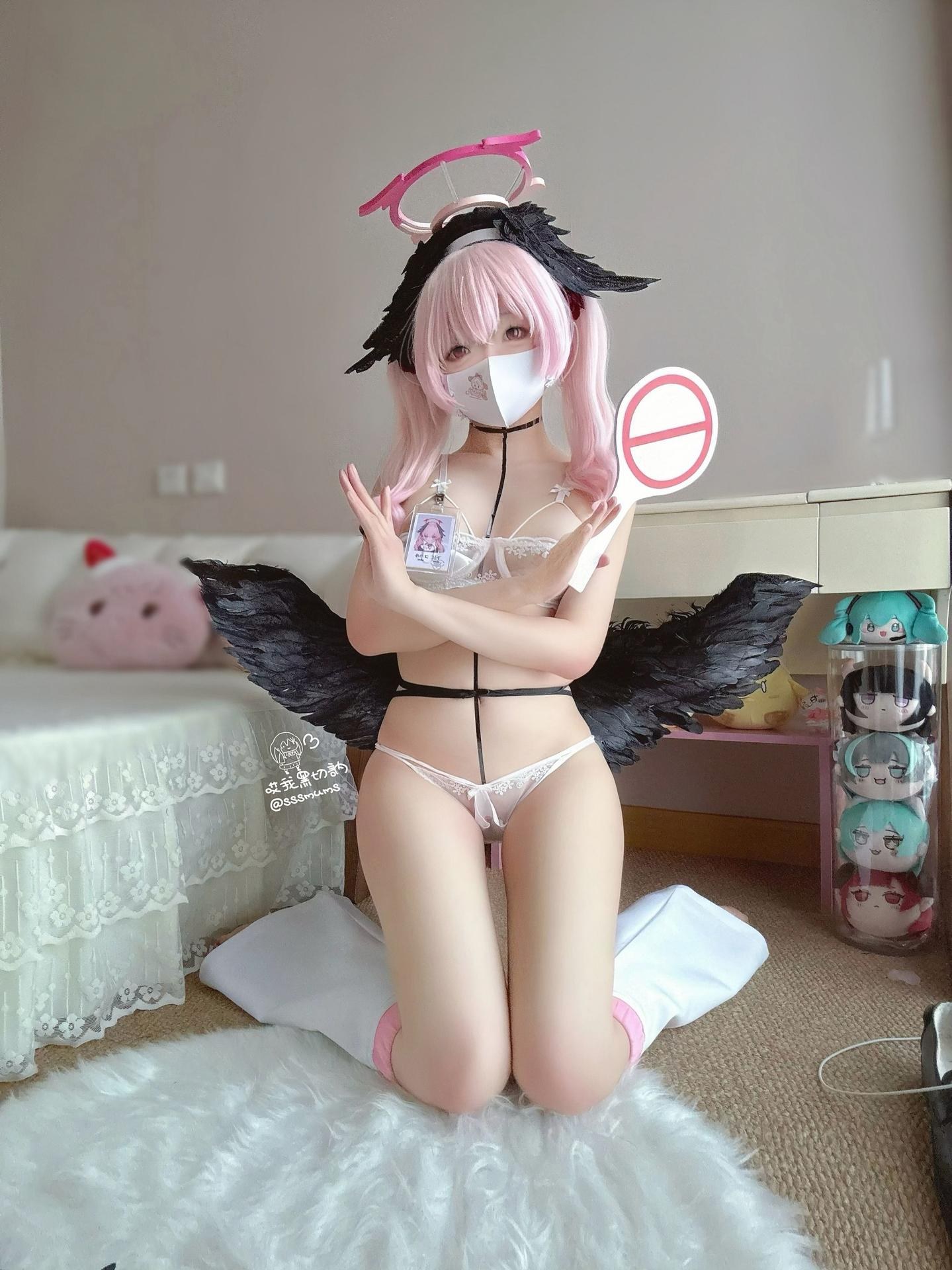 [Cosplay] Quqi Ruanfufu - Blue Archive Koharu ถุงน่องขาว 46P3V