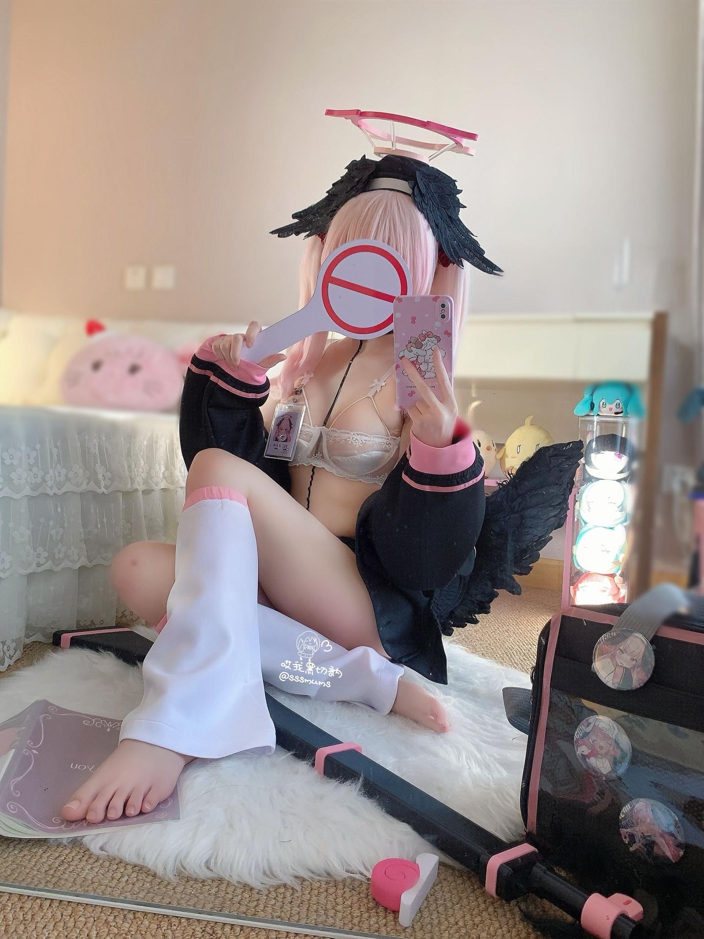 [Cosplay] Quqi Ruanfufu - 블루 아카이브 코하루 흰 스타킹 46P3V