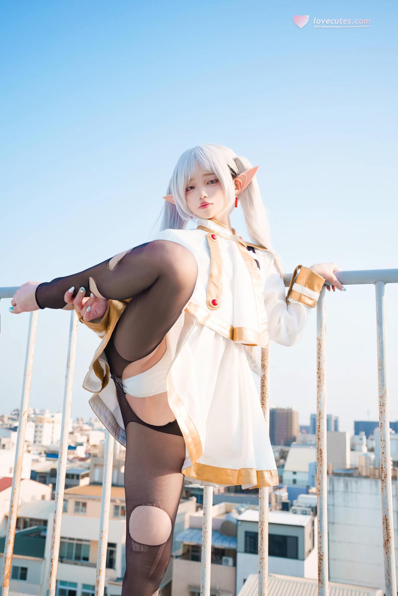 [cosplay] Irisuare(愛莉) - Frieren：Frieren角色還原美腿大尺度 31P