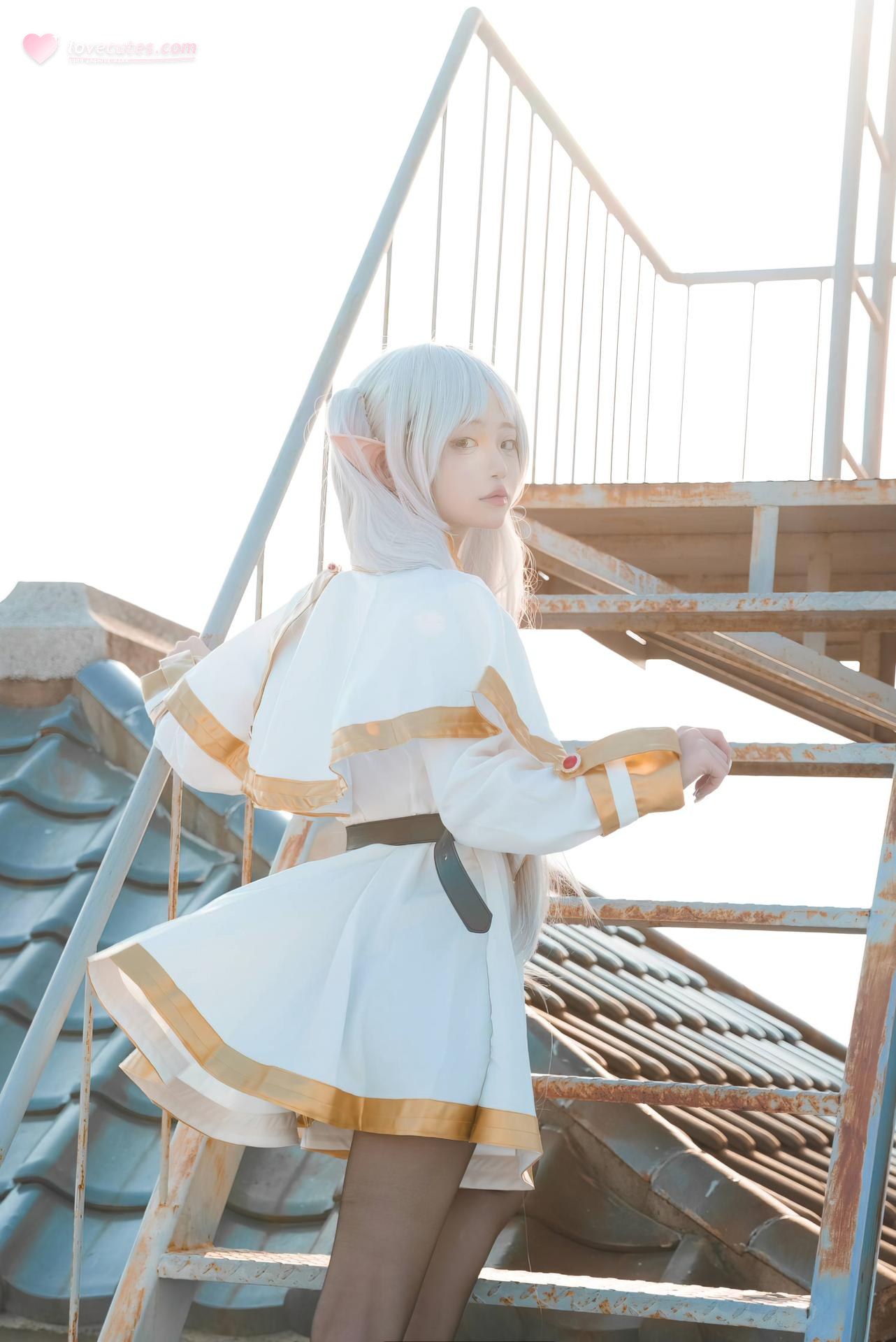 [コスプレ] Irisuare(愛莉) - Frieren 屋上エルフ衣装と黒スト 31P