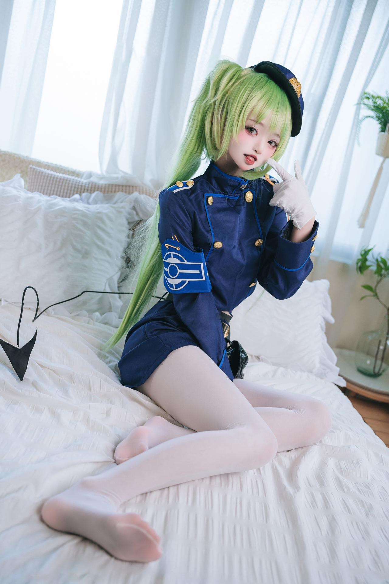 [cosplay] Irisuare(愛莉) - 橘希望：碧蓝档案 橘希望角色還原美腿大尺度 18P1V