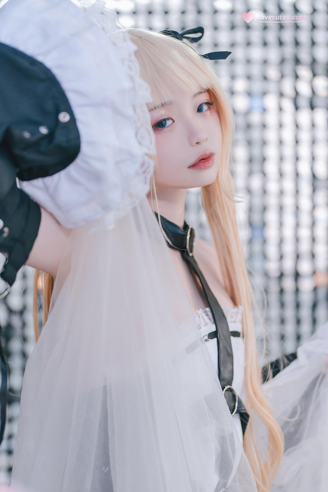 [Cosplay] Irisuare - Marie Rose trang phục dây đai đen 68P