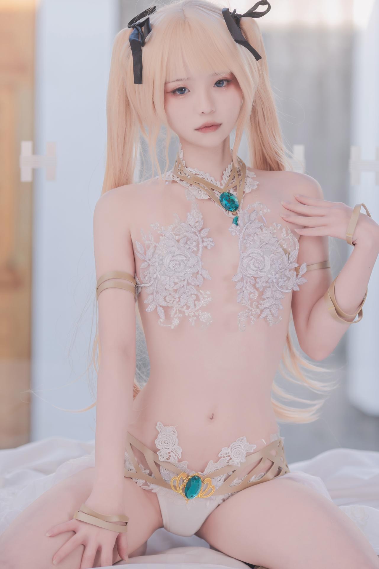 [cosplay] Irisuare(愛莉) - Marie Rose：Marie Rose角色還原美腿大尺度 68P