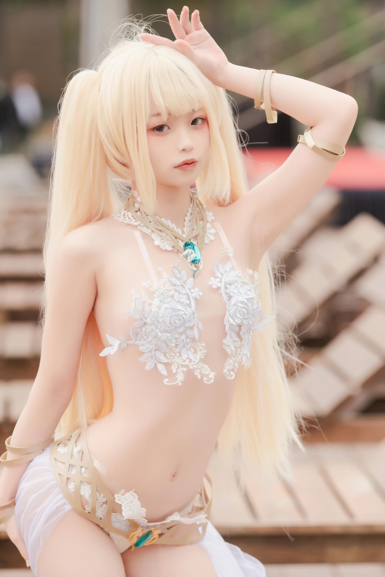 [cosplay] Irisuare(愛莉) - Marie Rose：Marie Rose角色還原美腿大尺度 68P