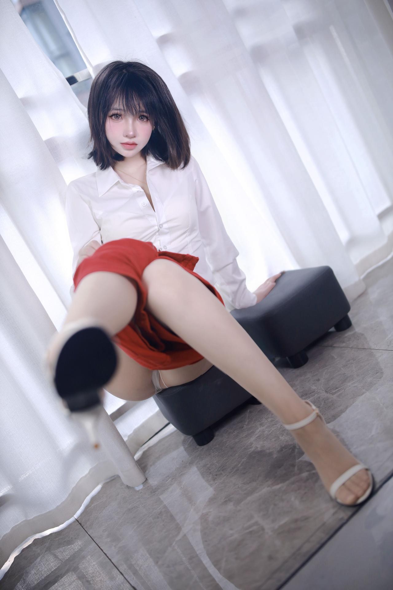 [cosplay] 疯猫ss - 2025年09月会员訂閱合集角色還原美腿大尺度 68P