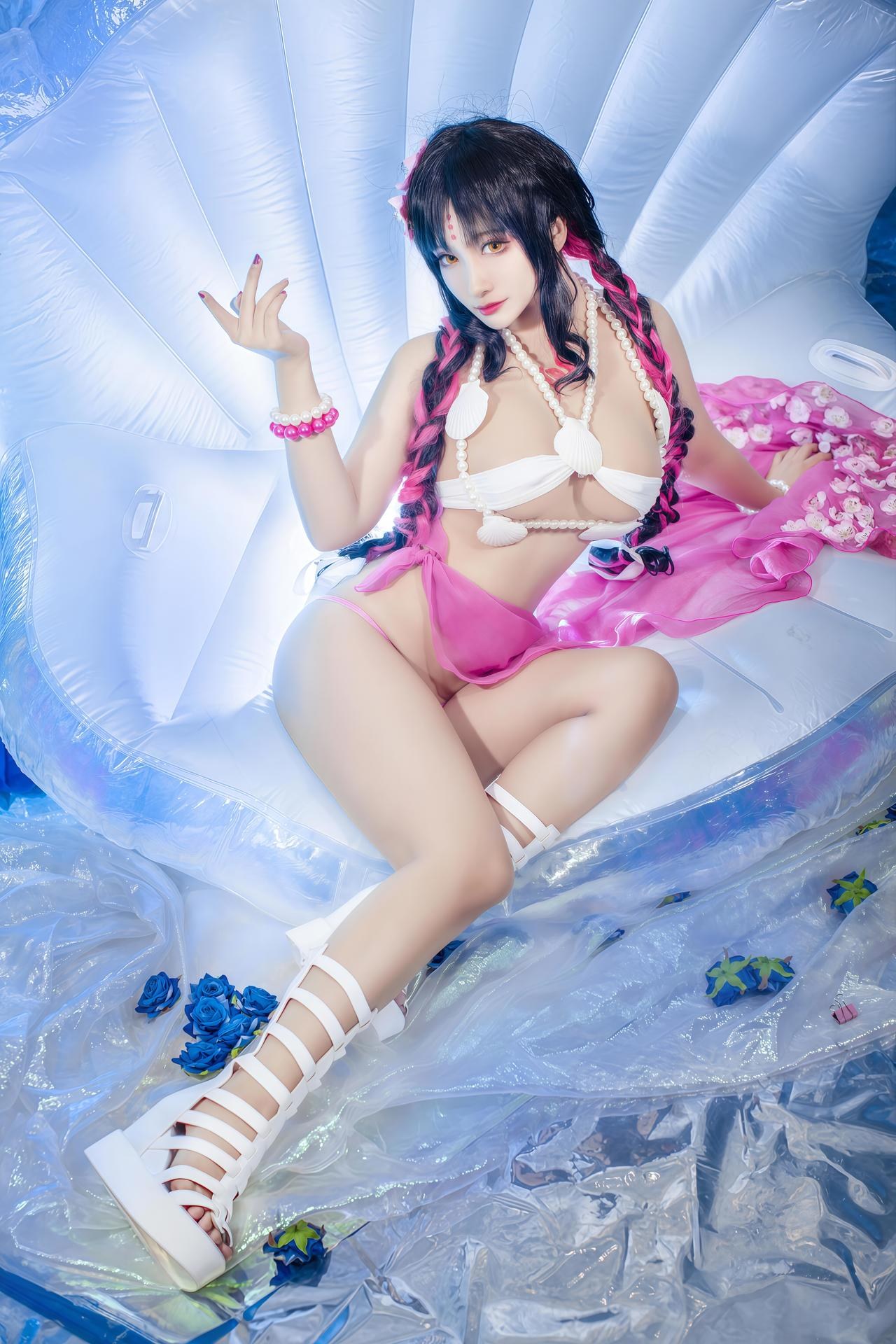 [cosplay] 洛璃LoLiSAMA - 杀生院泳装角色還原美腿 34P