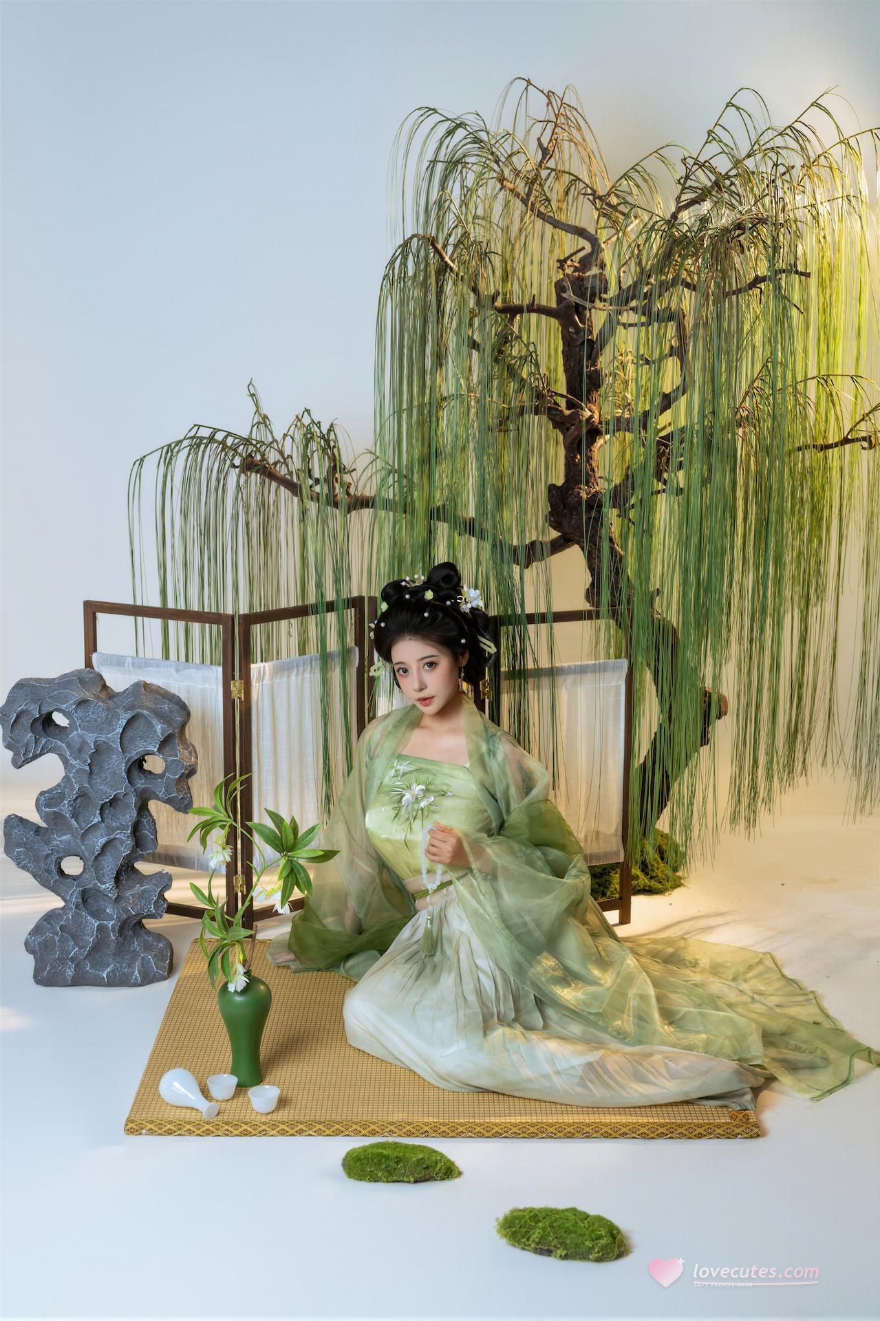 [cosplay] 奈汐酱nice - 拾翠角色还原美腿大尺度 90P1V