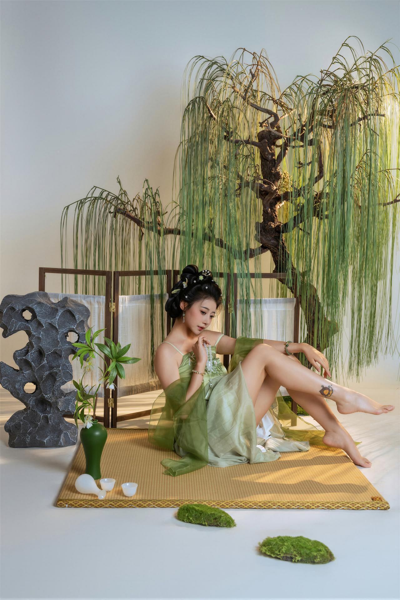 [cosplay] 奈汐酱nice - 拾翠角色还原美腿大尺度 90P1V
