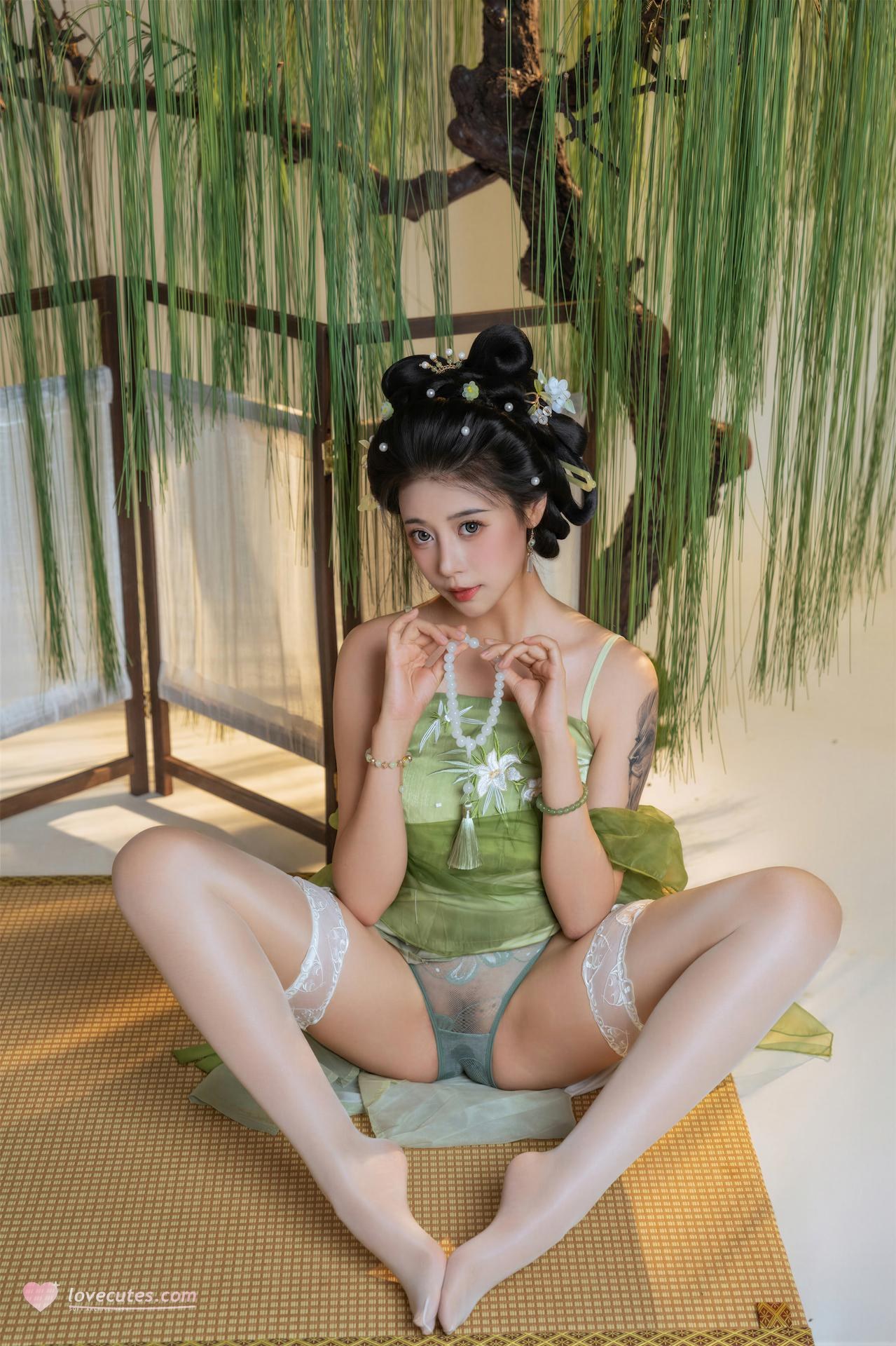 [Cosplay] Naixi Nice - Shicui green hanfu set 90P1V