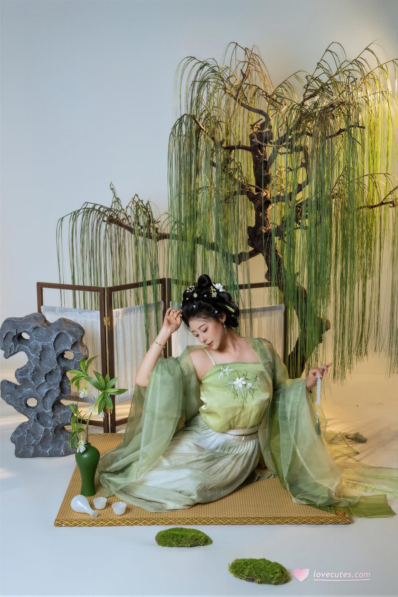 [cosplay] 奈汐酱nice - 拾翠角色还原美腿大尺度 90P1V