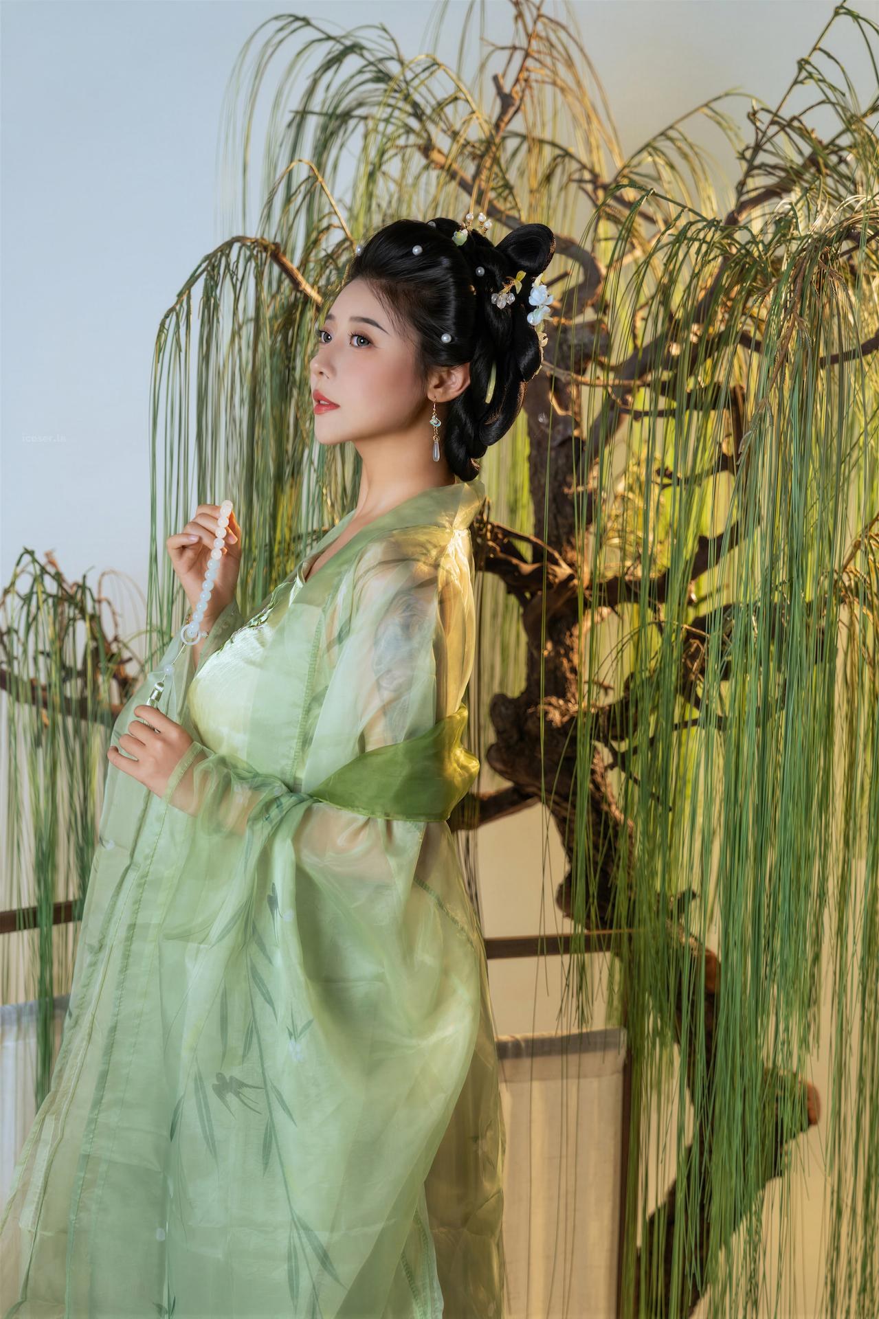 [cosplay] 奈汐酱nice - 拾翠角色还原美腿大尺度 90P1V