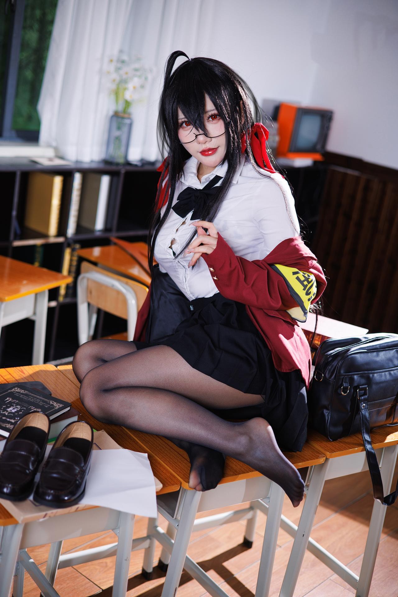 [cosplay] 是一只熊仔吗 - 大凤：大凤JK角色還原美腿大尺度 50P