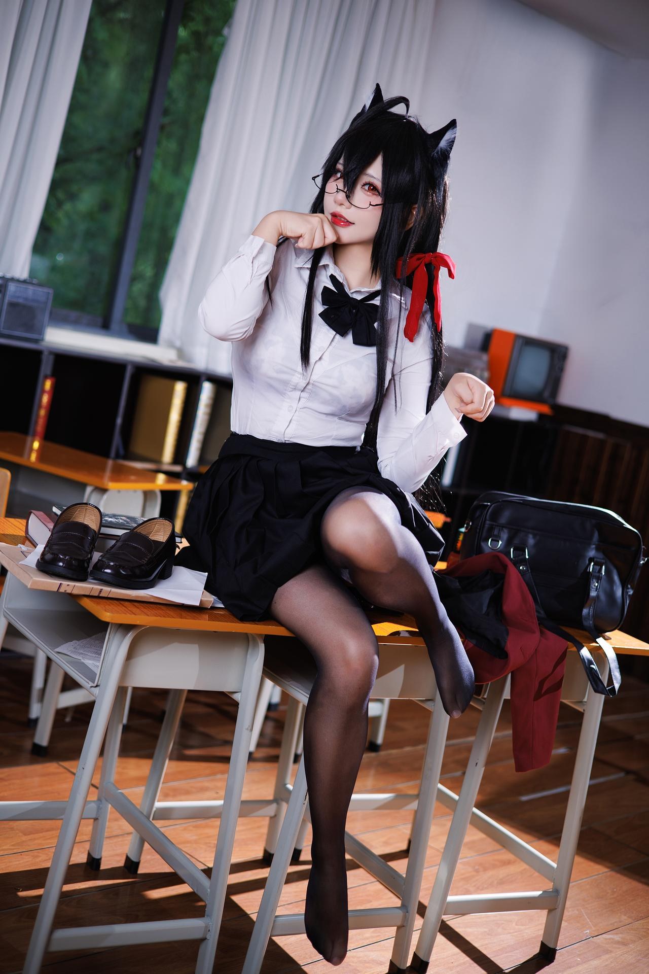 [cosplay] 是一只熊仔吗 - 大凤：大凤JK角色還原美腿大尺度 50P