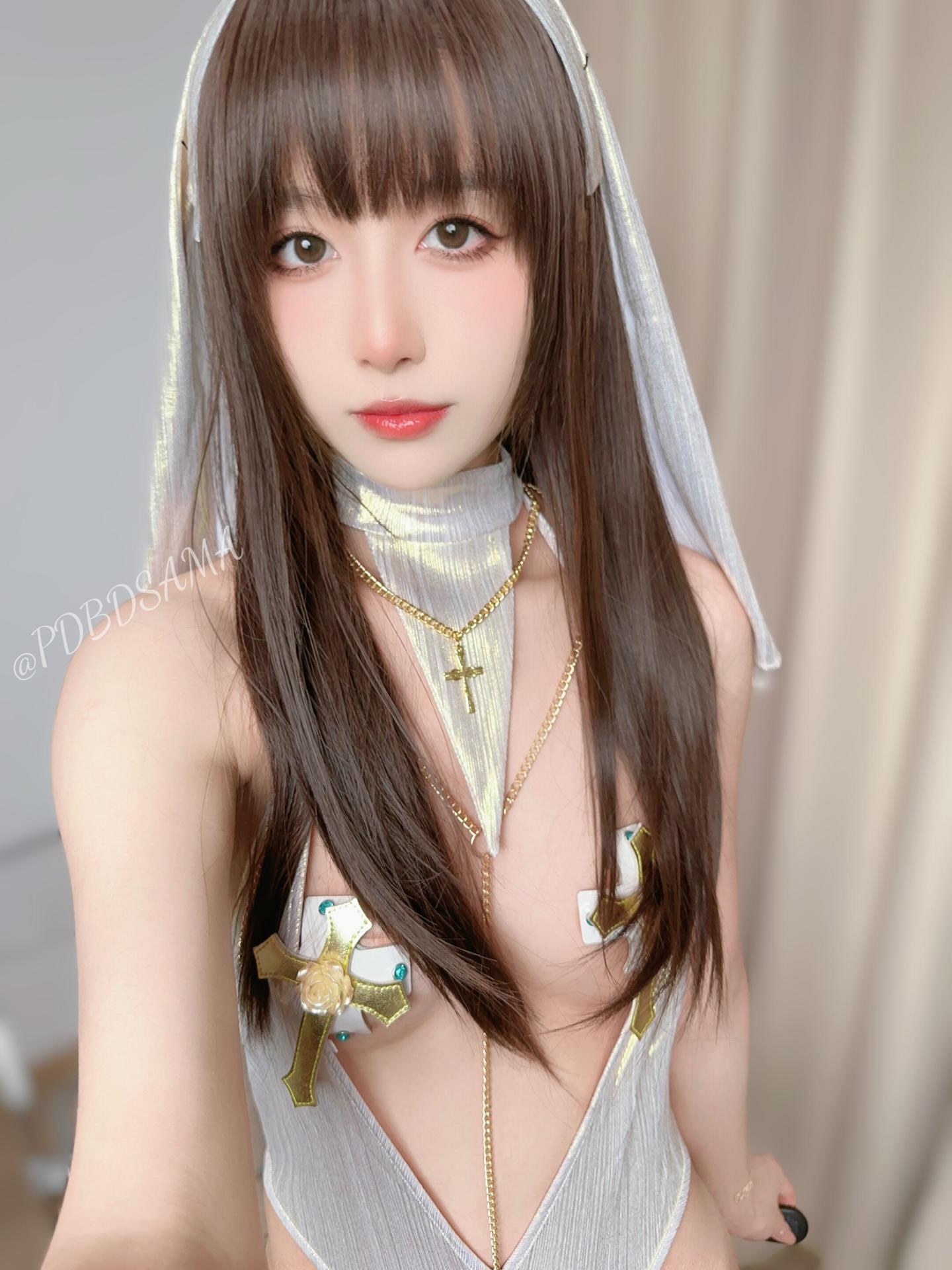 [cosplay] 布丁大法 (Pudding Dafa) - 圣女契约：角色还原美腿大尺度 102P9V