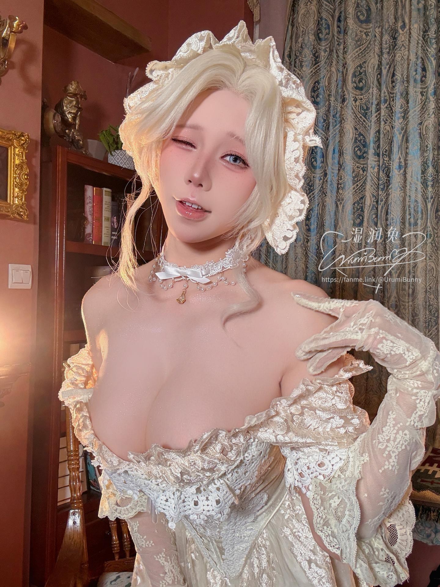 [cosplay] 黏黏团子兔 - 2026年06月作品 大小姐的思春期：角色還原美腿大尺度 108P3V
