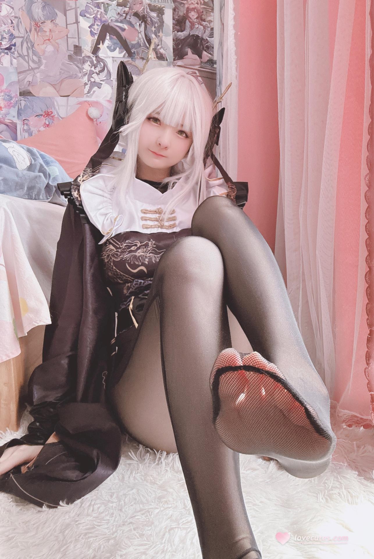 [cosplay] 習呆呆 - 布兰：旗袍黑絲大尺度角色還原 22P2G