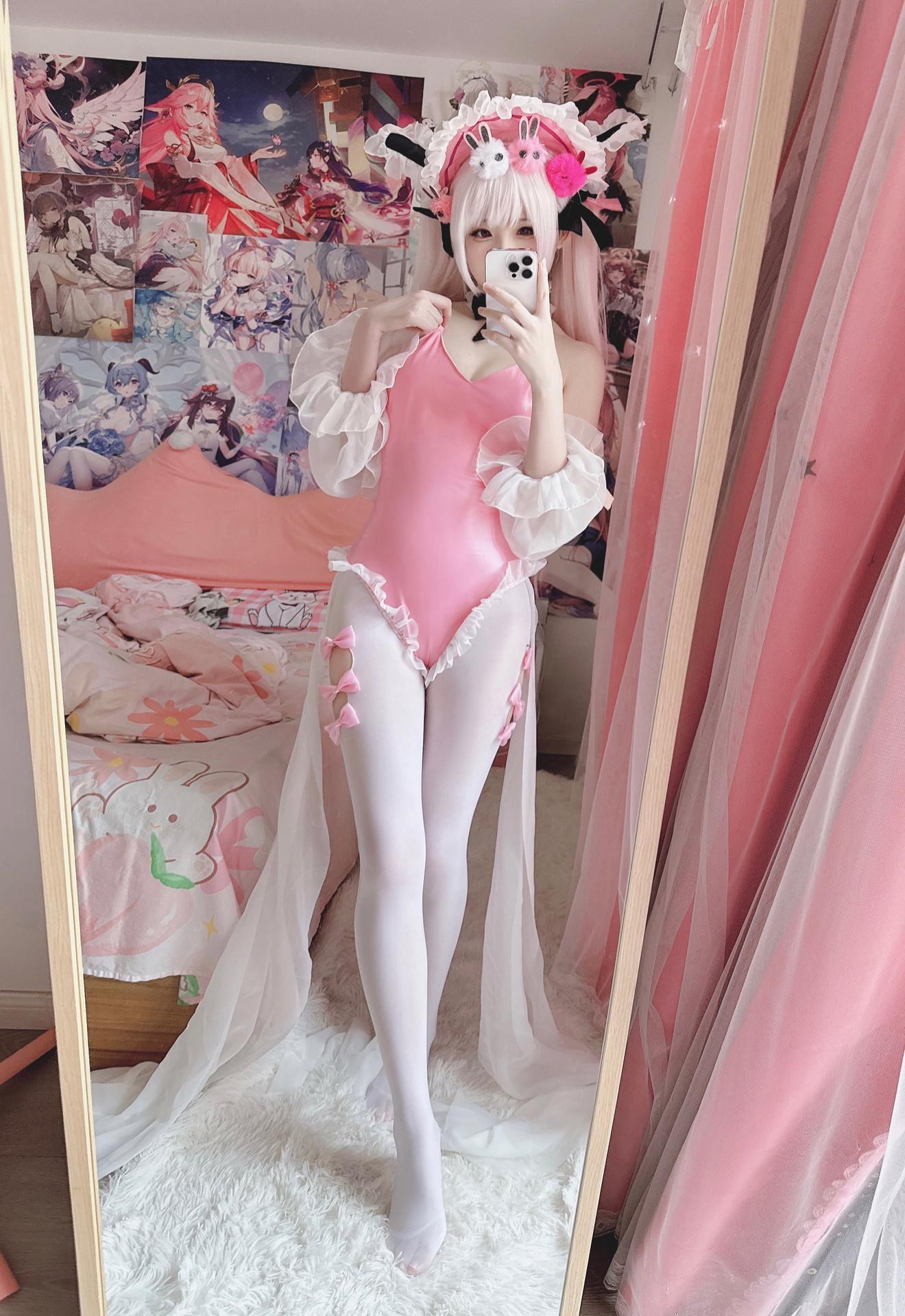[cosplay] 習呆呆 - 哈尔福德：白絲美胸大尺度角色還原 20P2V