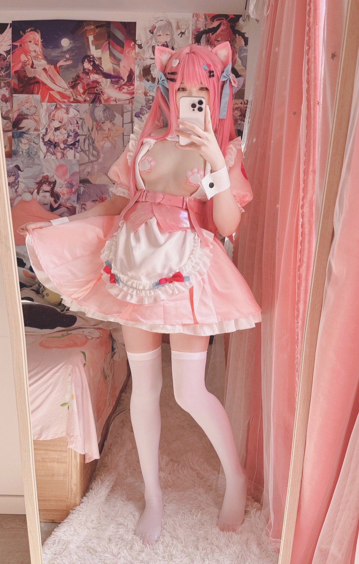 [cosplay] 習呆呆 - 咲奈：女仆貓耳翘臀大尺度角色還原 20P3G1V