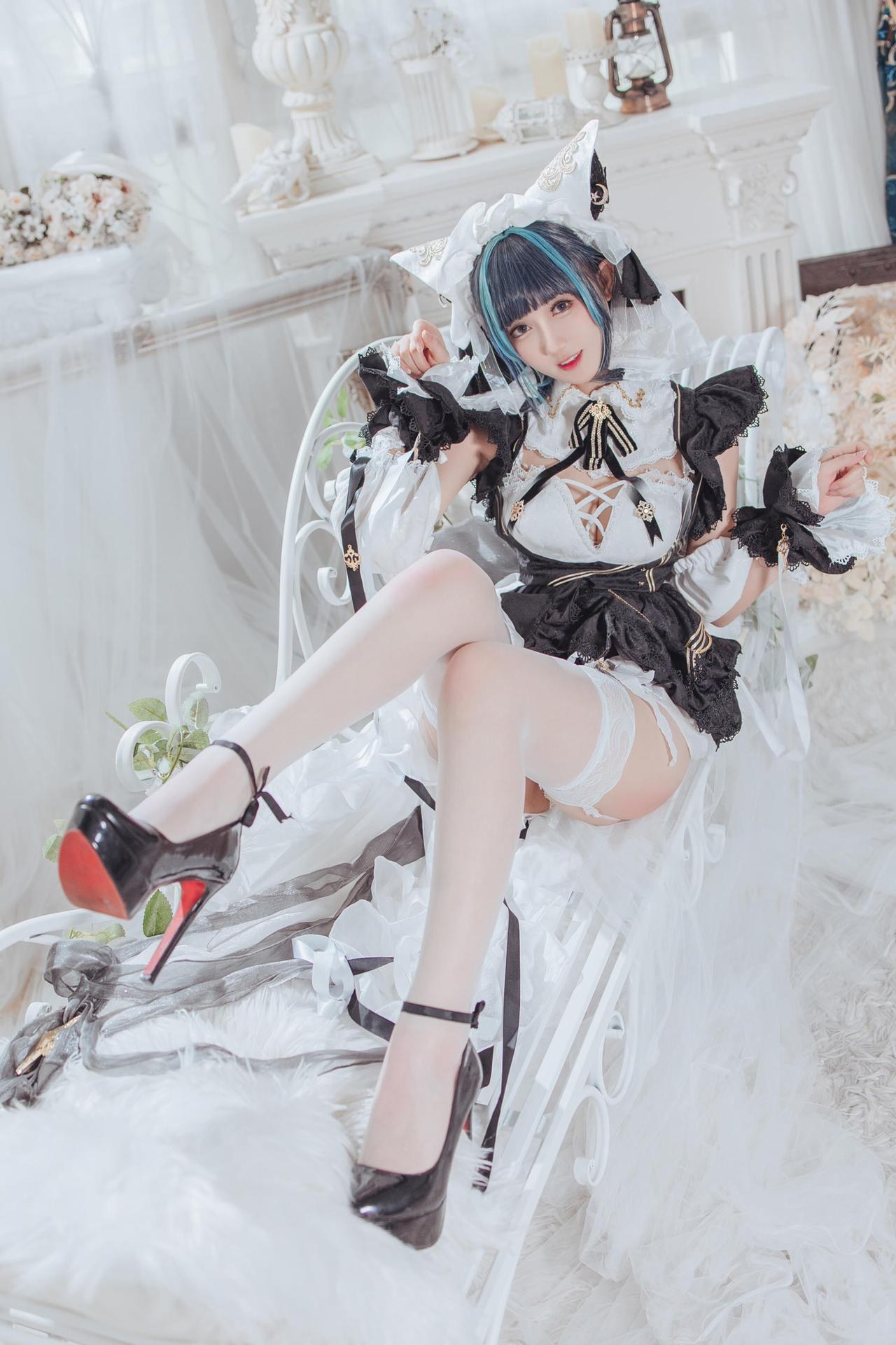 [Cosplay] Hanyu Sanwei - Cheshire hầu gái dáng đẹp 35P