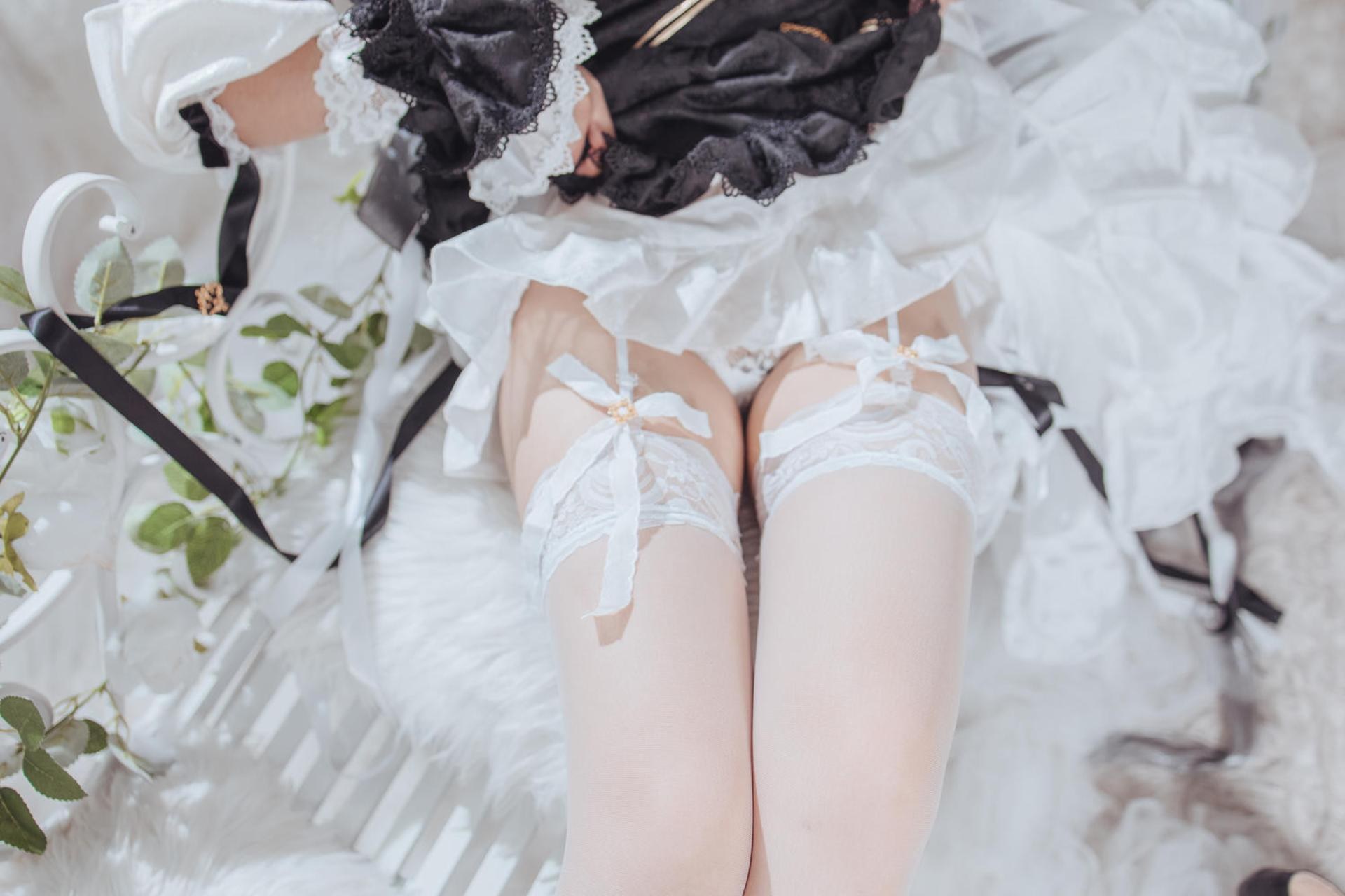 [Cosplay] Hanyu Sanwei - Cheshire hầu gái dáng đẹp 35P