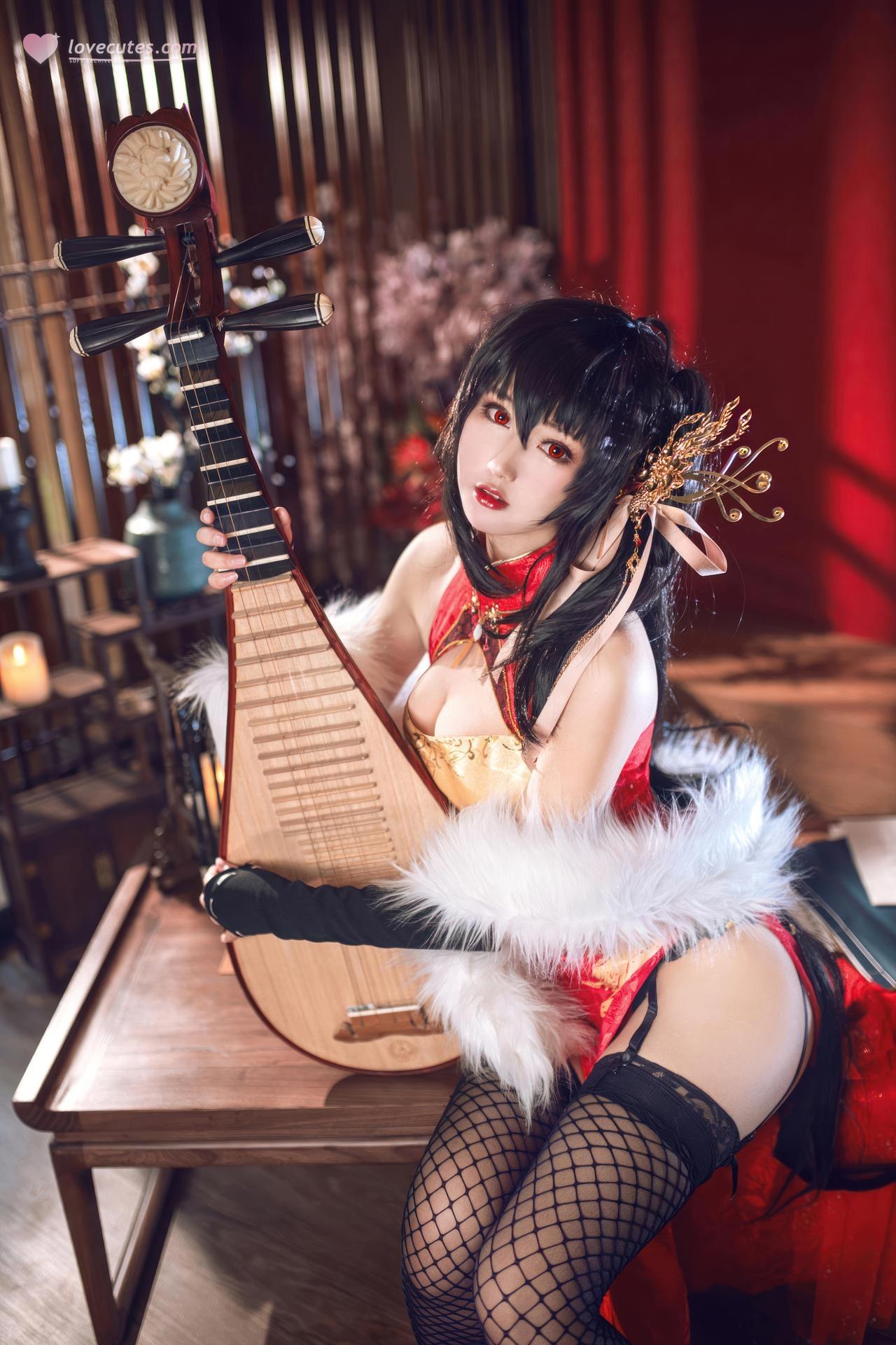 [Cosplay] Hanyu Sanwei - Taihou sườn xám đỏ dáng đẹp 21P