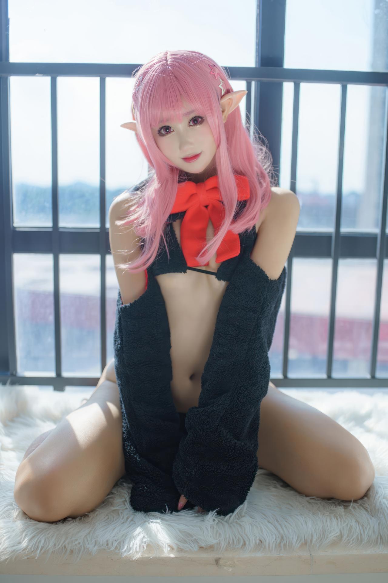 [Cosplay] Hanyu Sanwei - แมวของขวัญผมชมพู คอสเพลย์ 26P