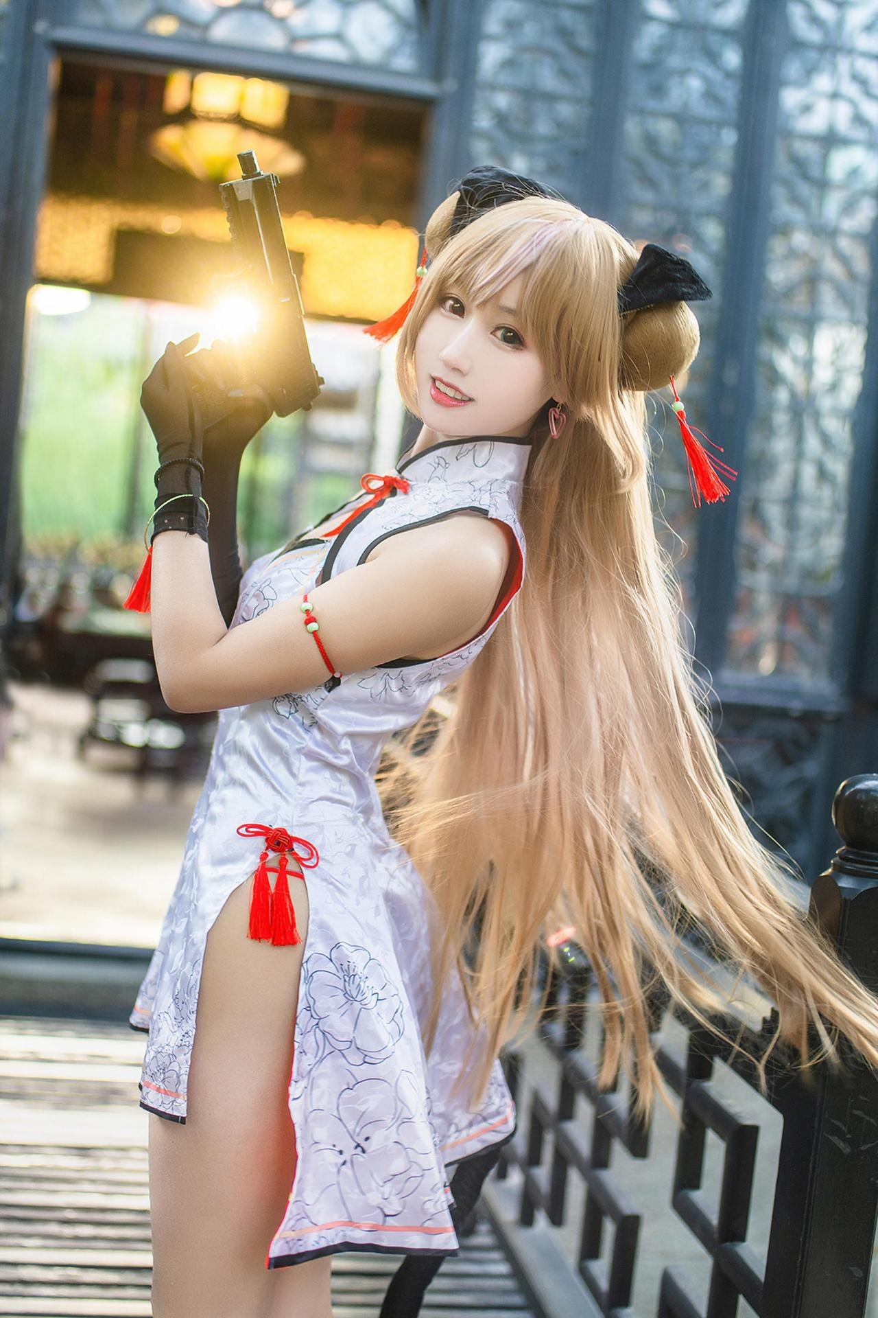 [Cosplay] Hanyu Sanwei - Girls Frontline Mk23 Honey Flower 18P