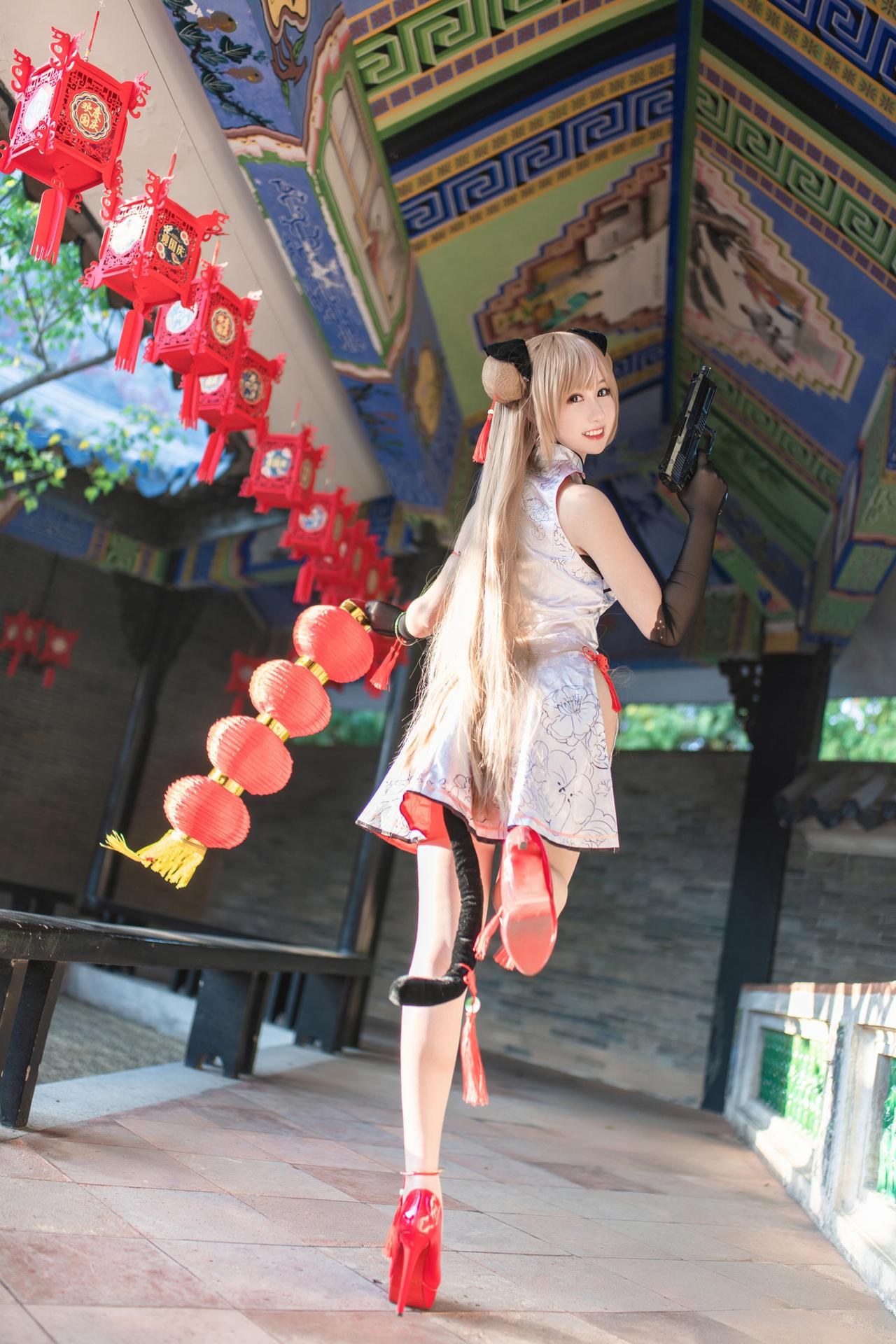 [Cosplay] Hanyu Sanwei - Girls Frontline Mk23 Honey Flower 18P