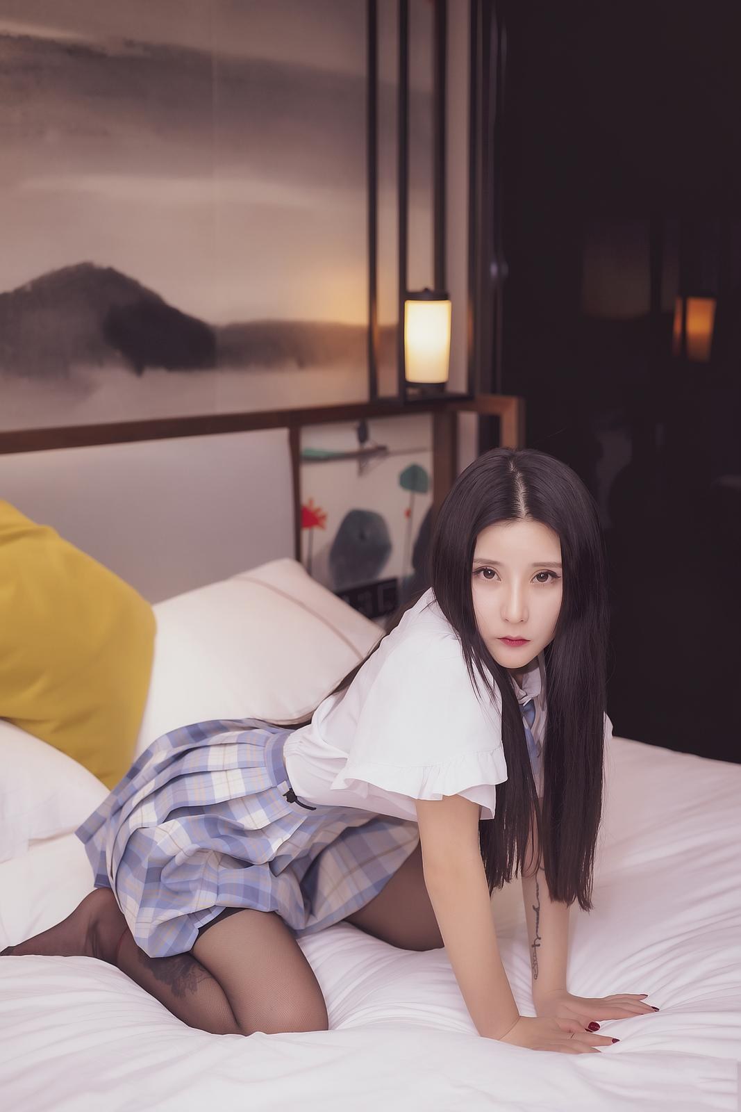 [寫真] 啊叁 - 色影寫拍集：寫真美腿大尺度 209P10V