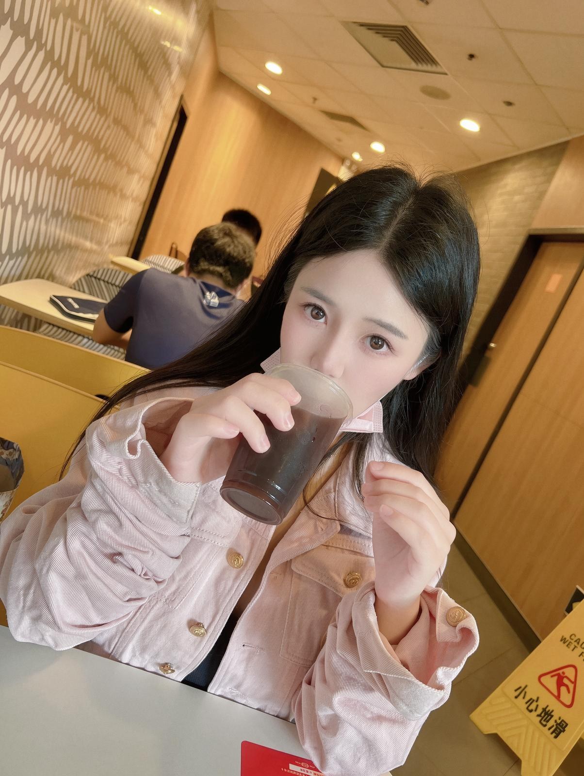 [寫真] 甲子先生 - 两个女奴母狗调教私拍福利：寫真美腿大尺度 78P50V