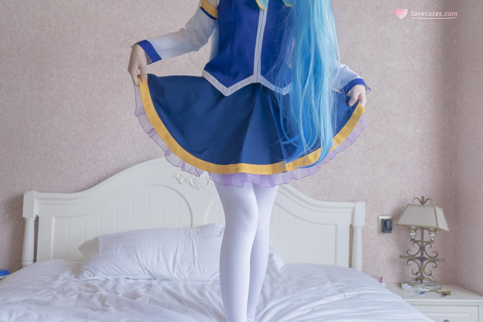 [cosplay] 少女映畫 - 阿庫婭：翹臀大尺度露點角色還原 80P