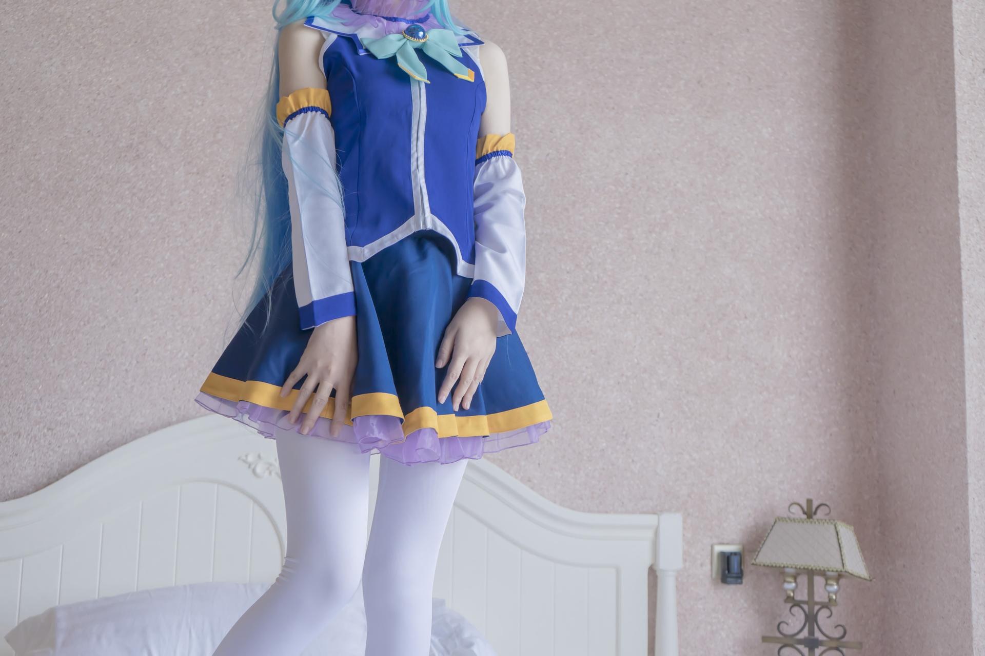 [cosplay] 少女映畫 - 阿庫婭：翹臀大尺度露點角色還原 80P