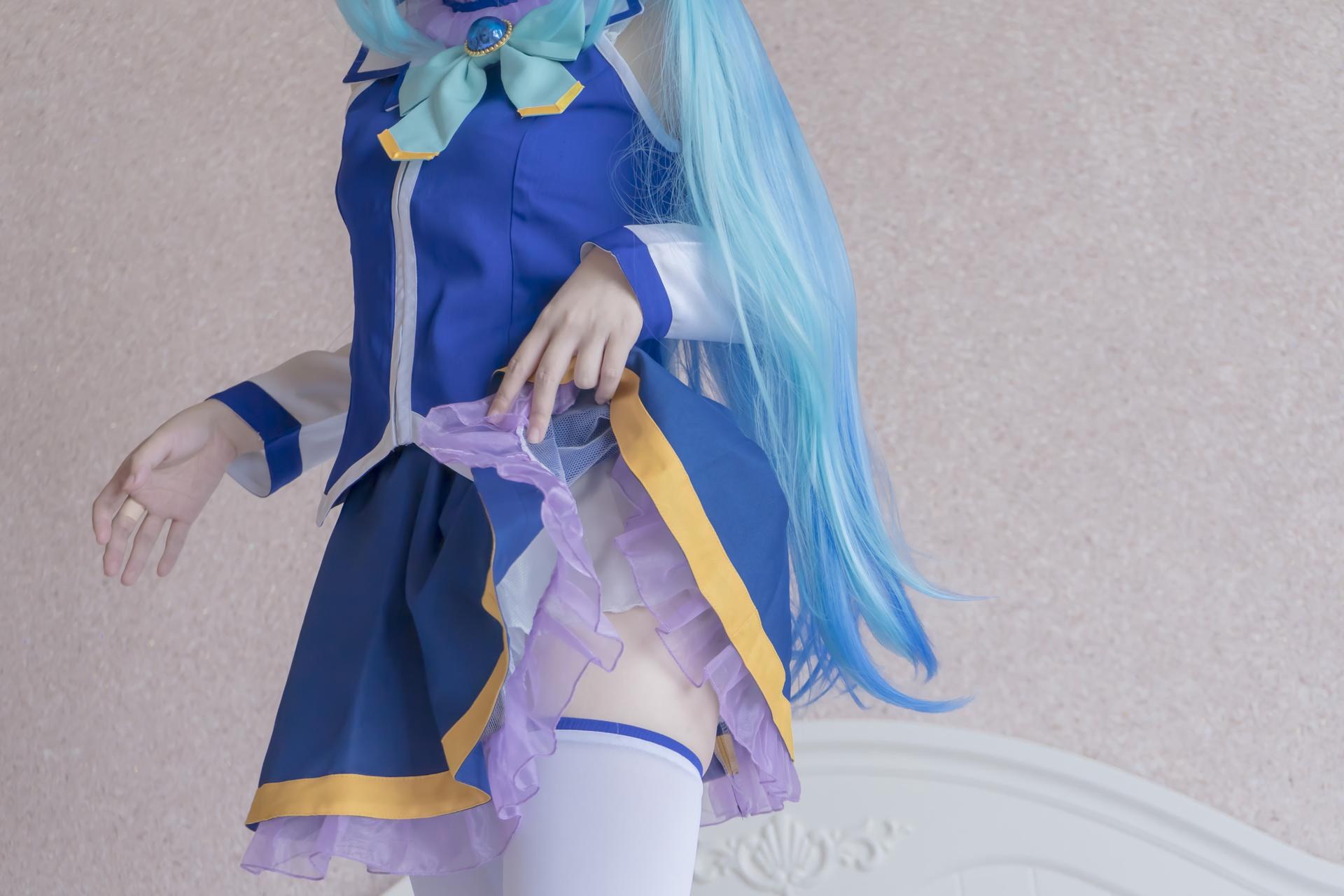 [cosplay] 少女映畫 - 阿庫婭：翹臀大尺度露點角色還原 80P