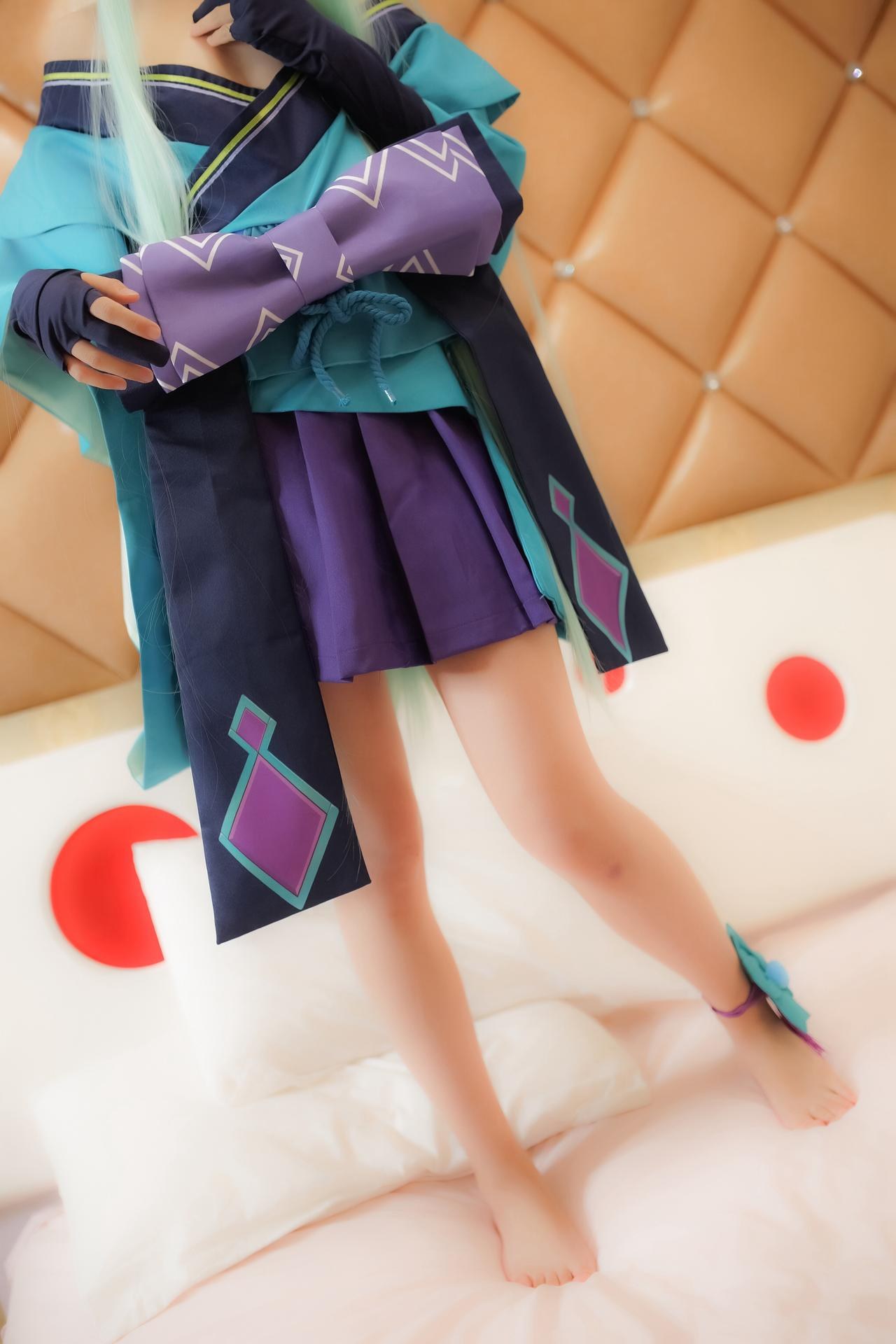 [cosplay] 少女映画 - 青行灯：翘臀蕾丝内衣大尺度角色还原 104P
