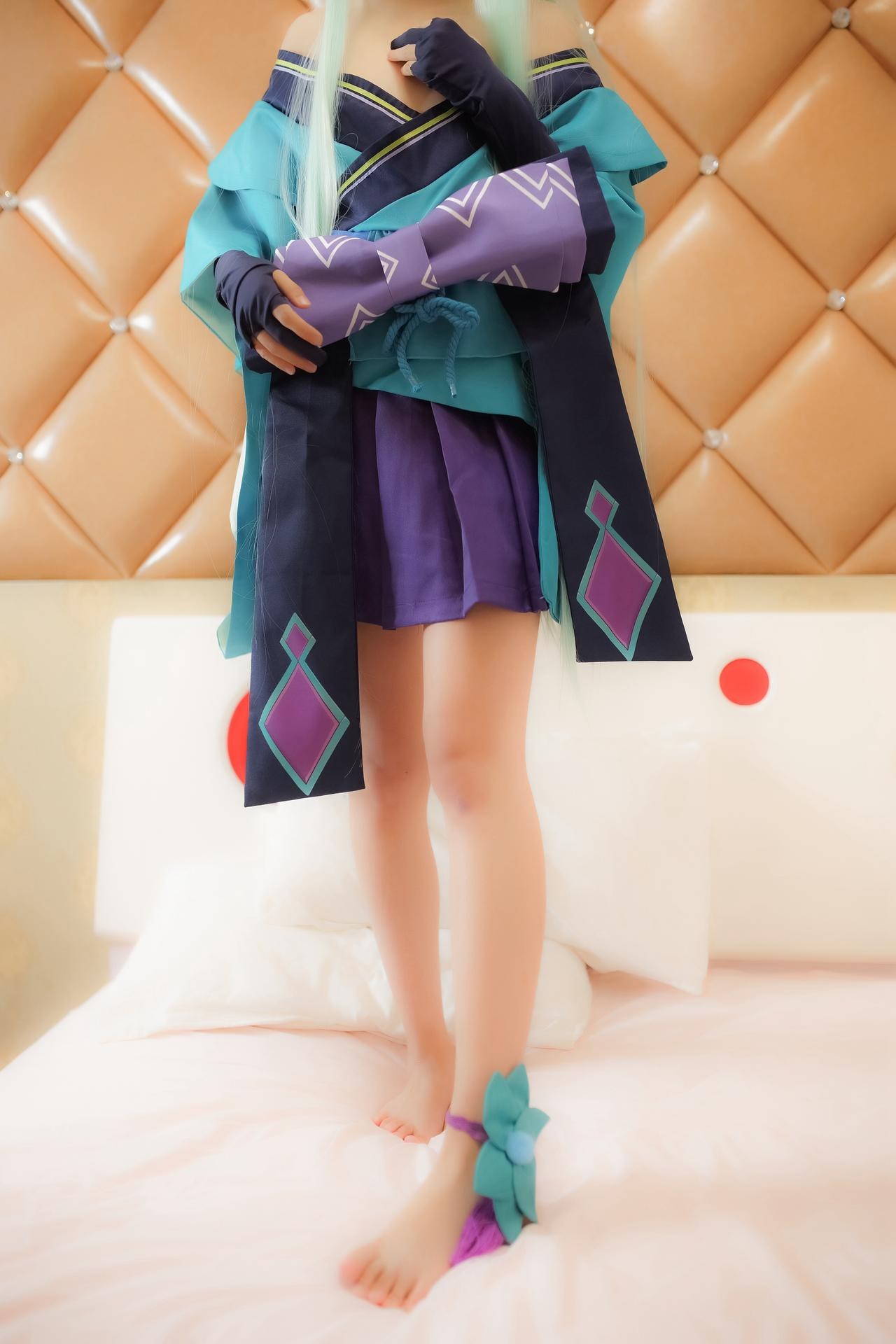 [cosplay] 少女映画 - 青行灯：翘臀蕾丝内衣大尺度角色还原 104P