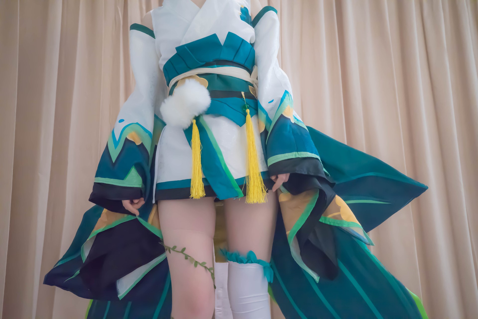 [Cosplay] Shaonv Yinghua - Onmyoji Hotarugusa: adult styling topless details curvy hips photo set 91P1V