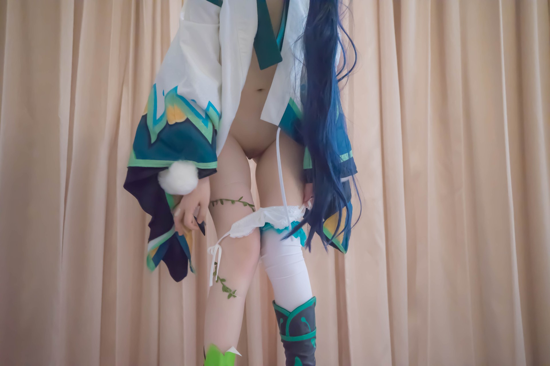 [Cosplay] Shaonv Yinghua - Onmyoji Hotarugusa: adult styling topless details curvy hips photo set 91P1V