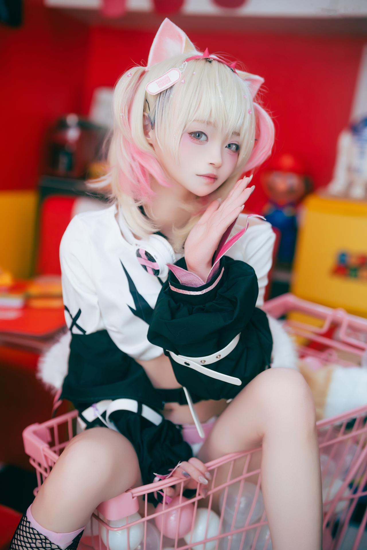 [Cosplay] Irisuare( - Red White Kemonomimi Video 23P1V
