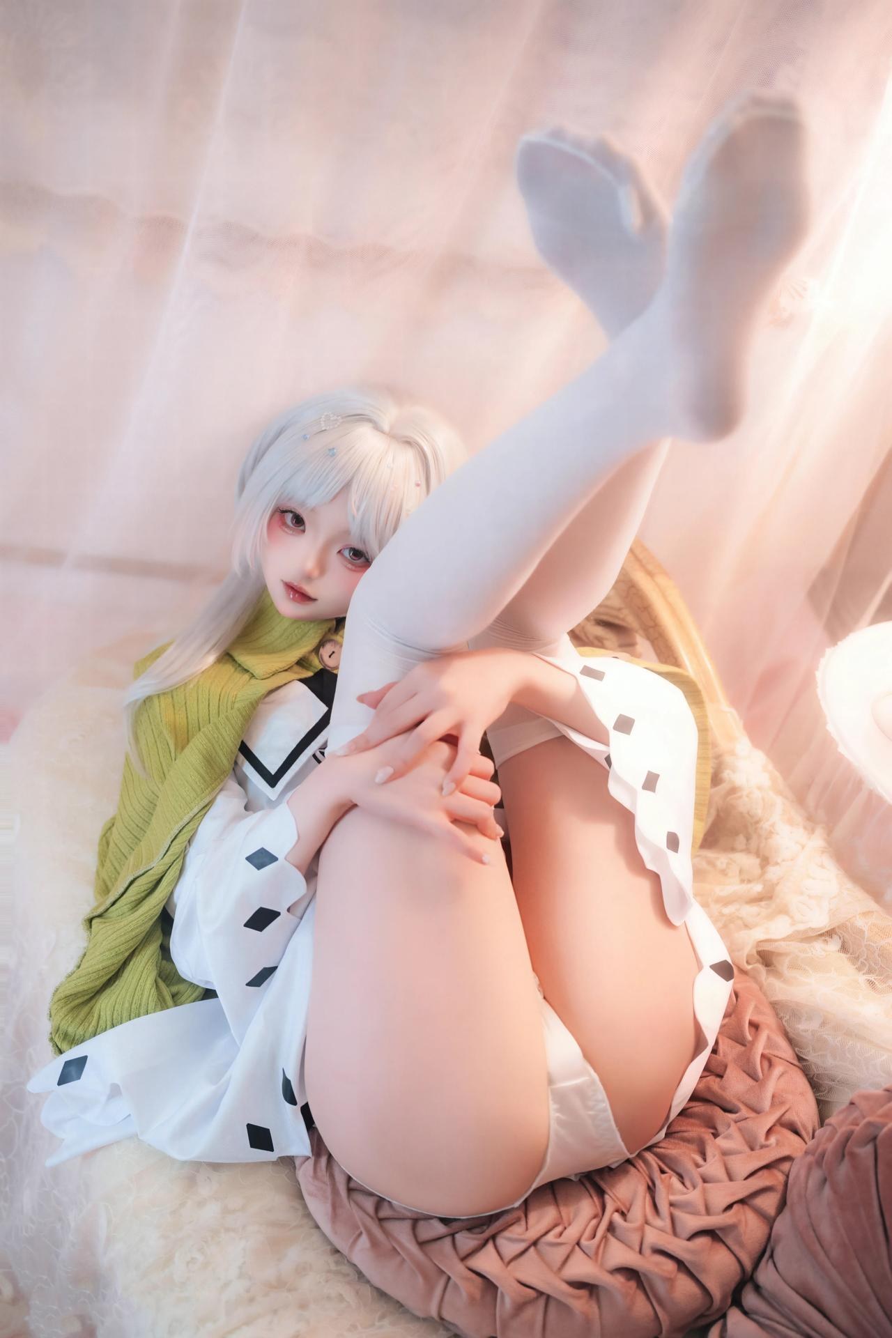 Irisuare(愛莉) - 希露菲叶特白发精灵 写真セット 20P