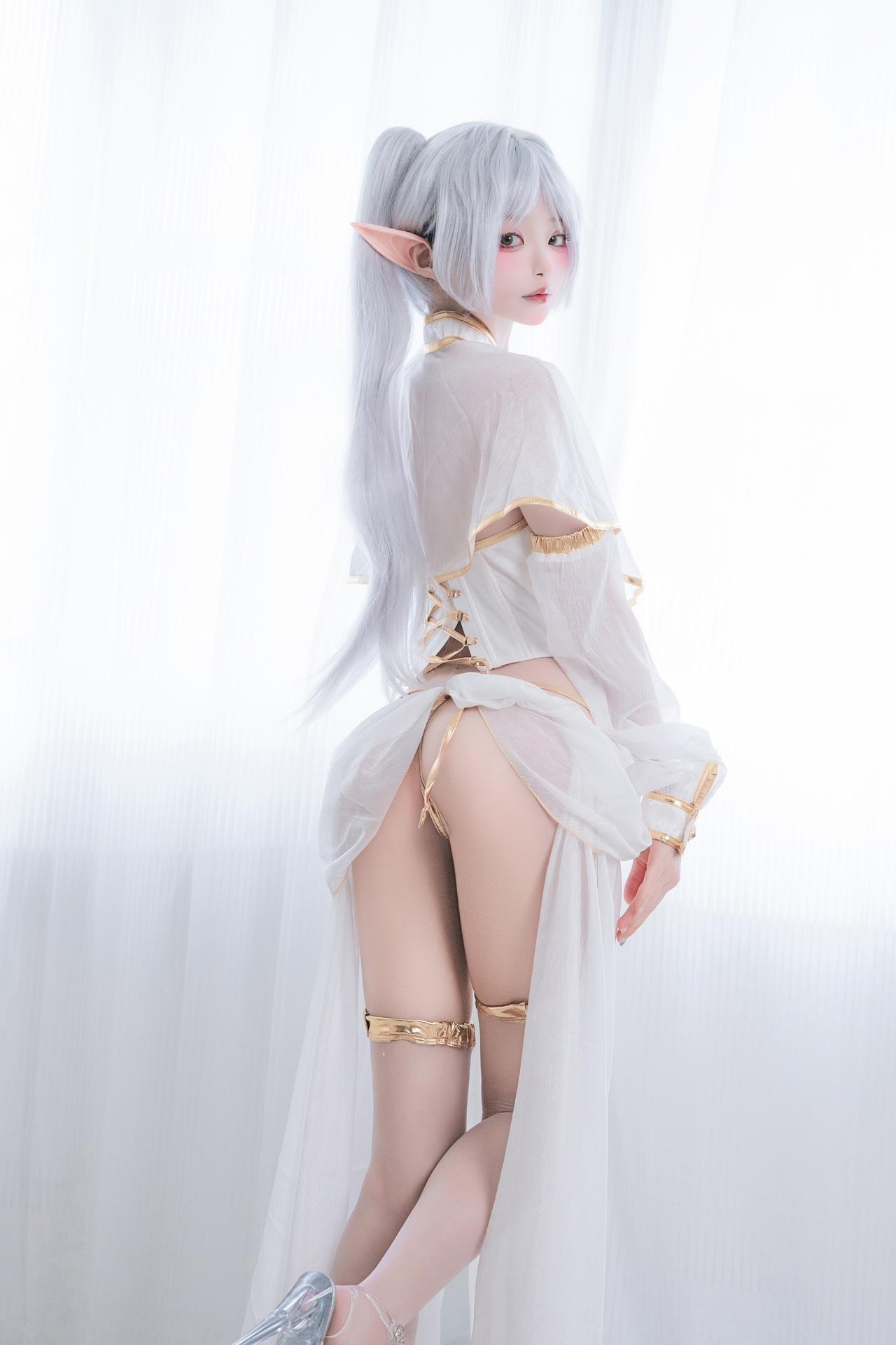 [Cosplay] Irisuare( - Bộ White Hair Mage 20P