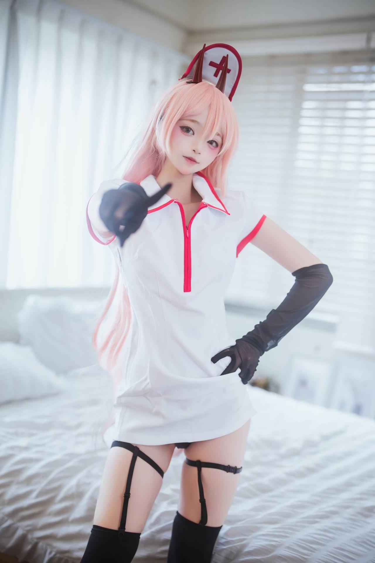 [cosplay] Irisuare(愛莉) - 鏈鋸人 帕瓦：帕瓦露點私房 35P