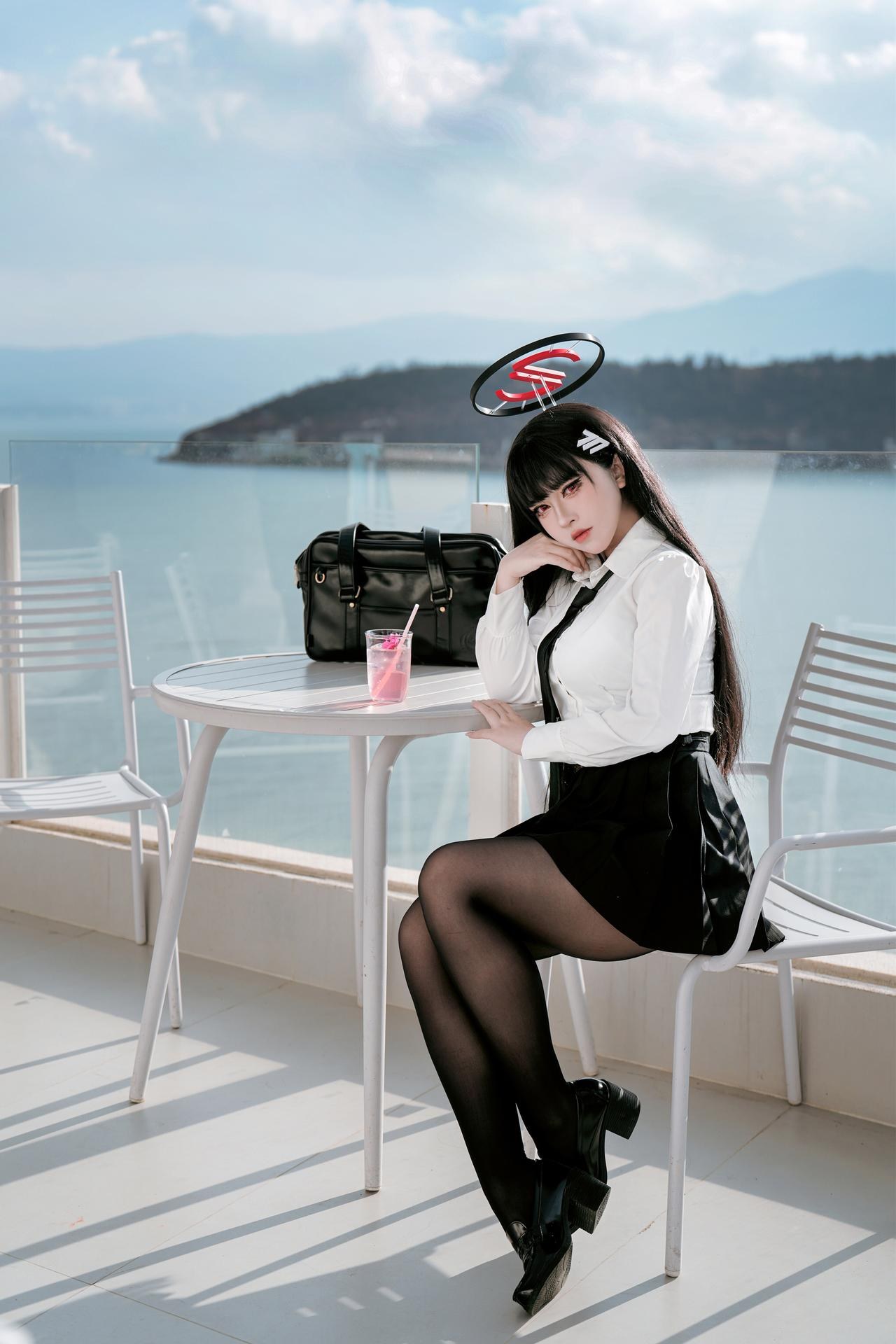 [cosplay] 半半子 - 蔚蓝档案 调月莉音：竞泳美腿大尺度 64P5V