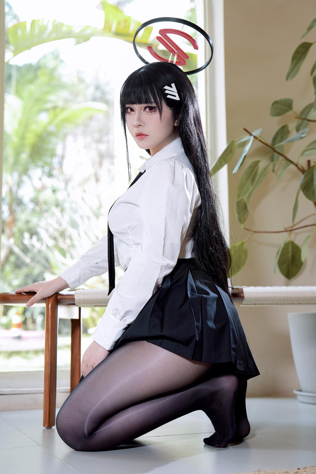 [cosplay] 半半子 - 蔚蓝档案 调月莉音：竞泳美腿大尺度 64P5V