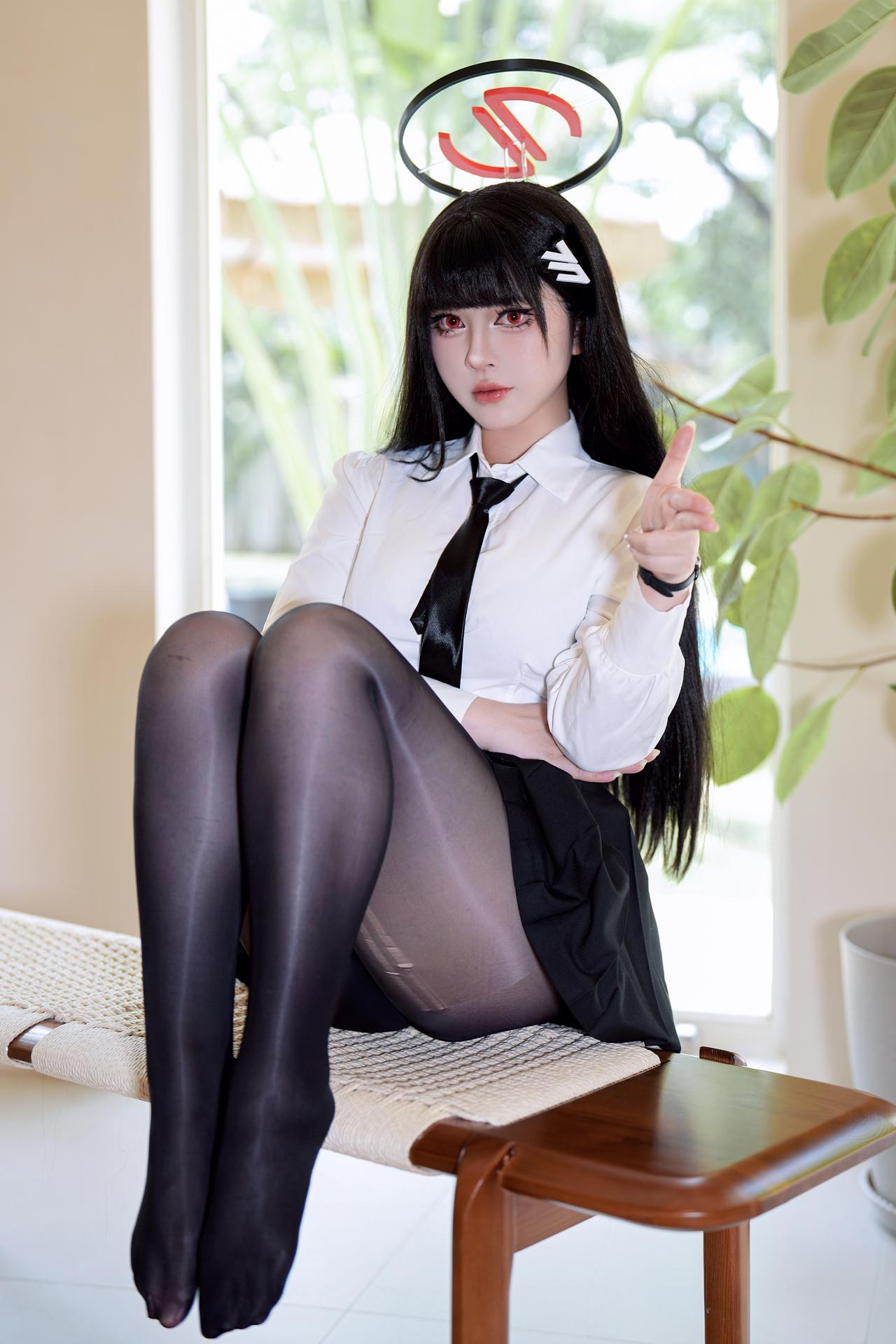 [cosplay] 半半子 - 蔚蓝档案 调月莉音：竞泳美腿大尺度 64P5V