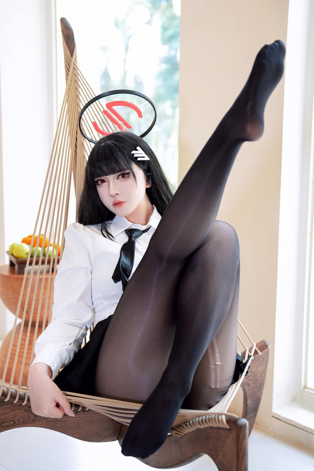 [cosplay] 半半子 - 蔚蓝档案 调月莉音：竞泳美腿大尺度 64P5V